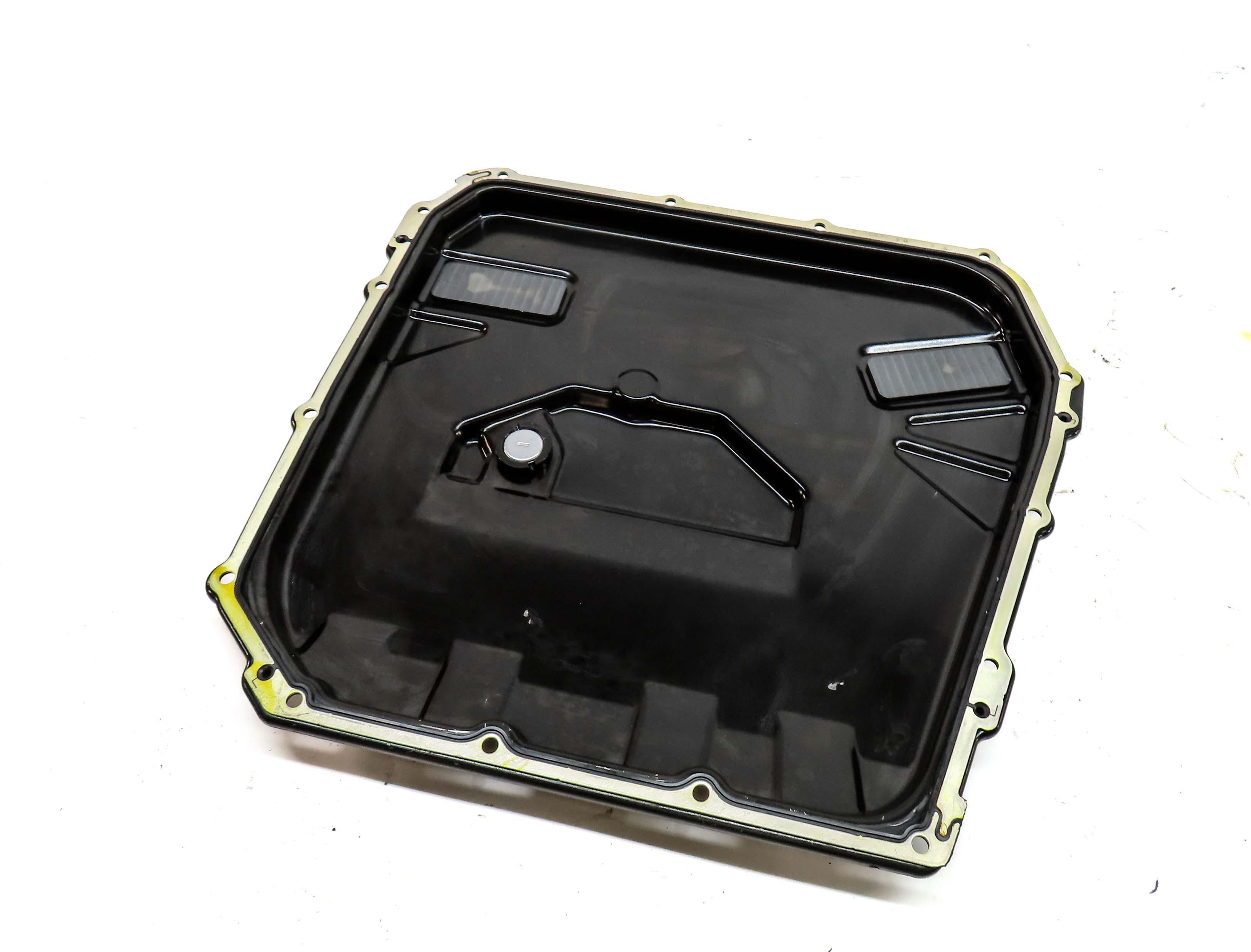 10-22 PORSCHE MACAN AUDI A5 S4 RS5 S5 S6 S7 (B8 8T C7 4G8) TRANSMISSION OIL PAN — exact item pictured