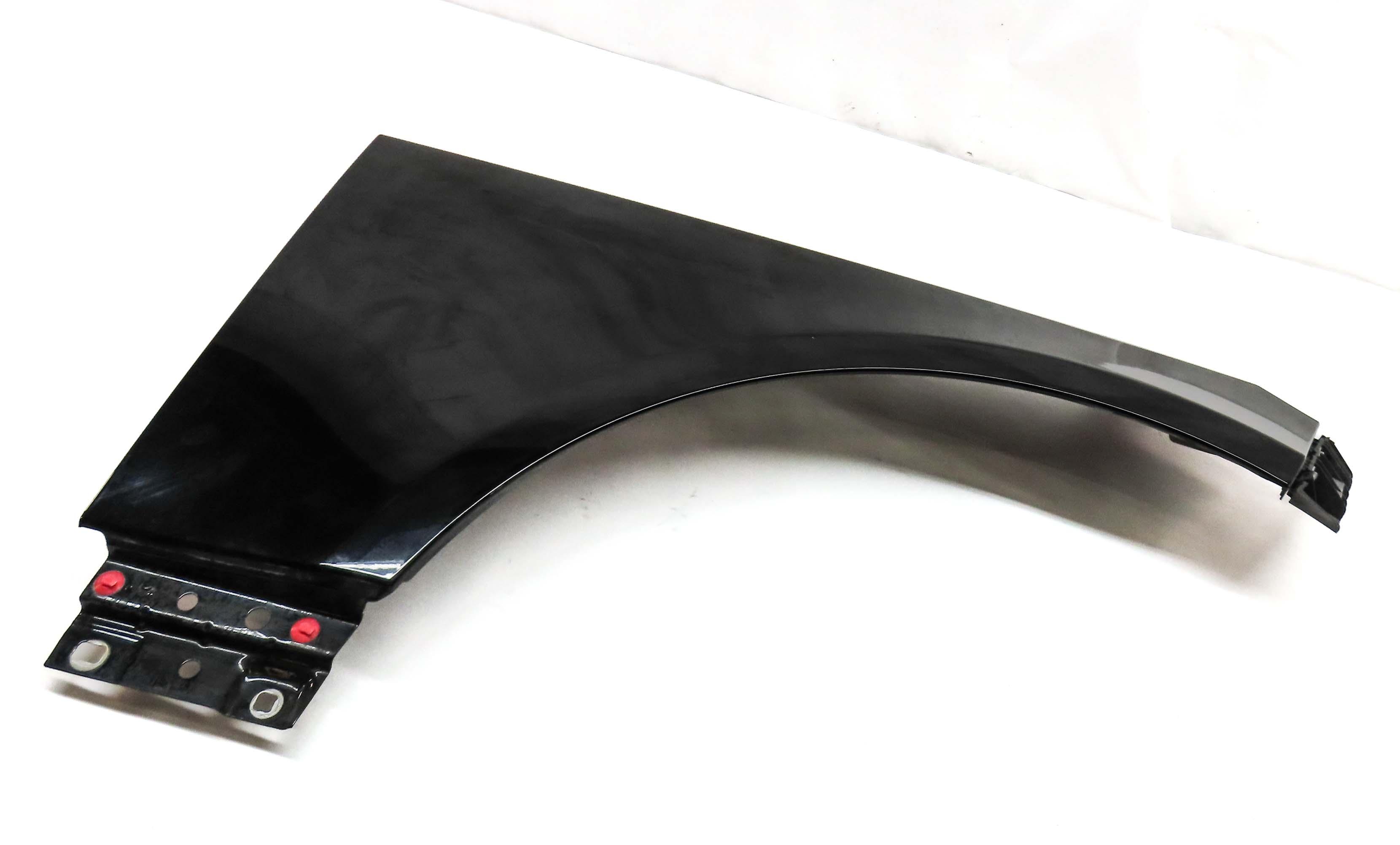 2013-2021 RANGE ROVER (L405) RIGHT FRONT PASSENGER FENDER (SANTORINI BLACK 820) — exact item pictured