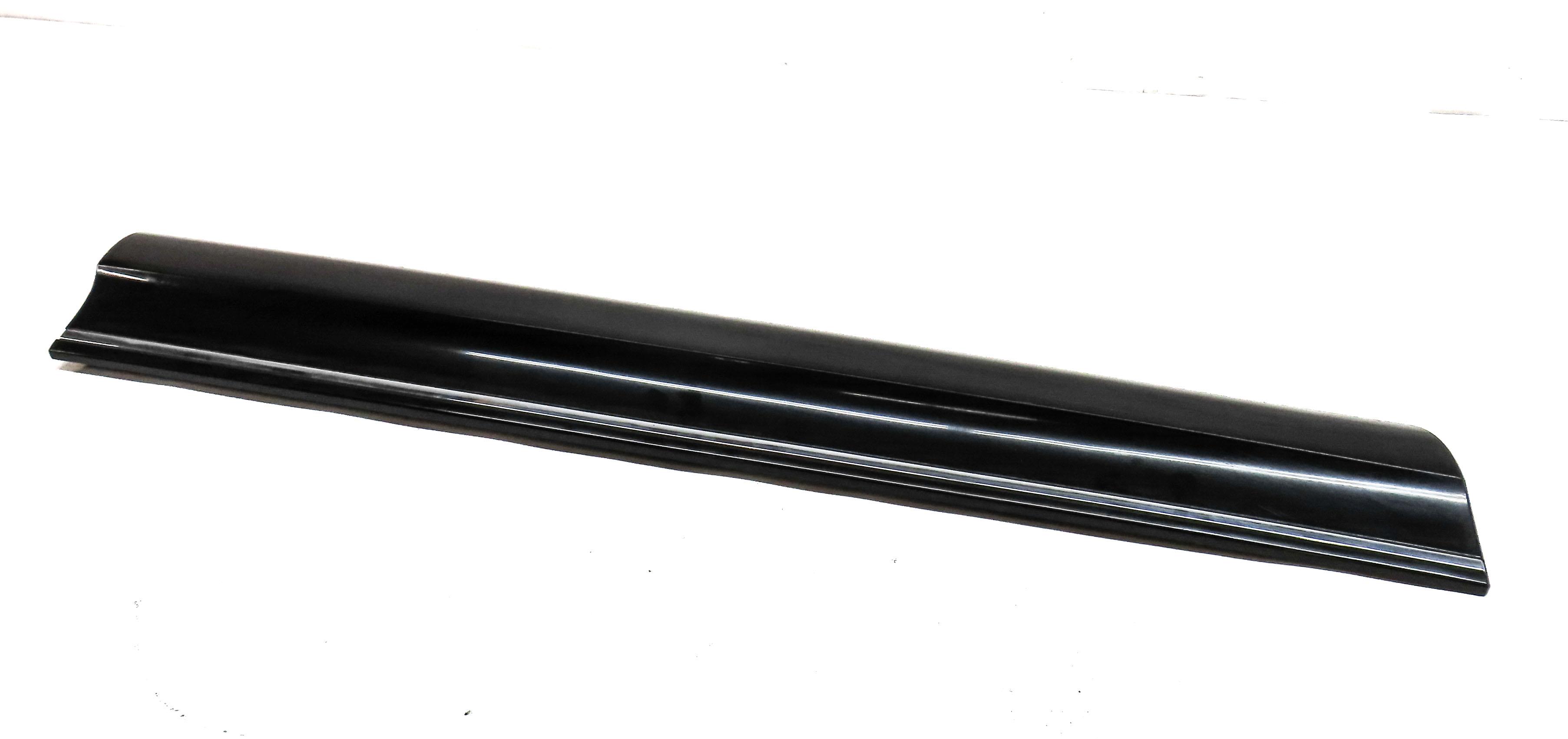 2010-2015 AUDI Q7 (4L) FRONT LEFT DRIVER DOOR RUNNER TRIM PANEL MOULDING (BLACK) — exact item pictured