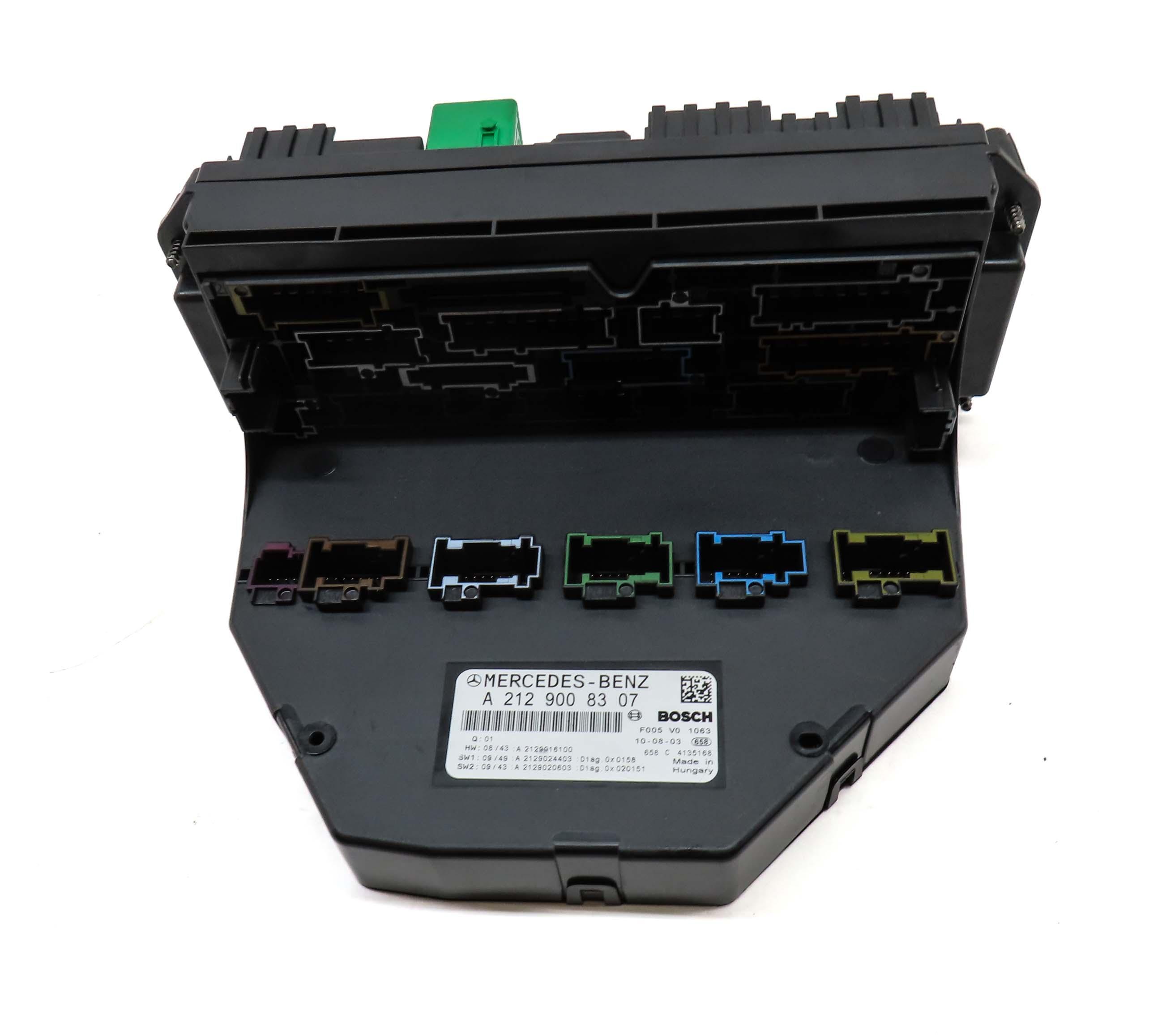 2011 MERCEDES E350 COUPE (C207) FRONT SIGNAL ACQUISITION MODULE SAM FUSE BOX — exact item pictured
