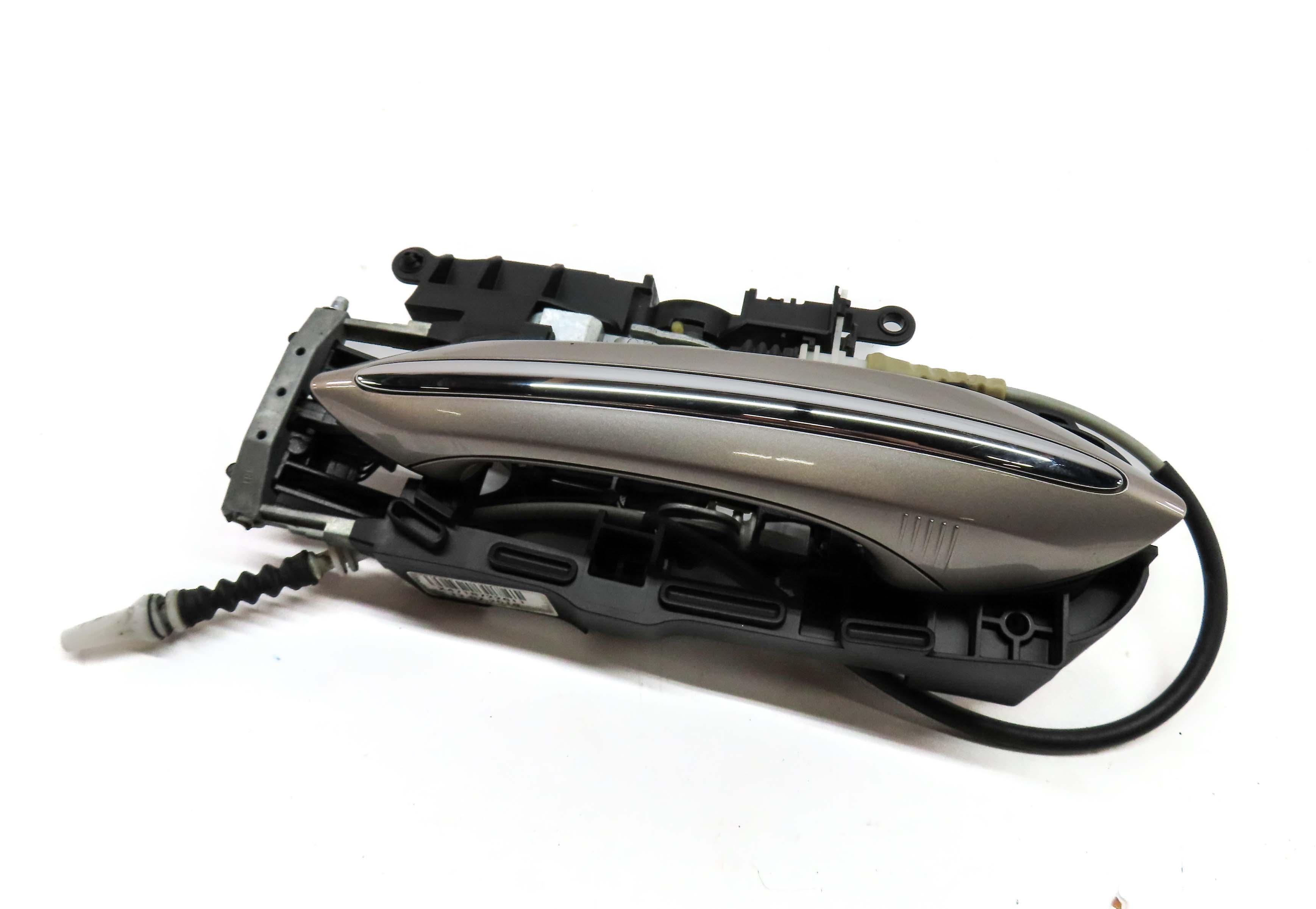 09-19 BMW 5 6 7 SERIES F01 F10 RIGHT FRONT COMFORT DOOR HANDLE (CASHMERE SILVER) — exact item pictured