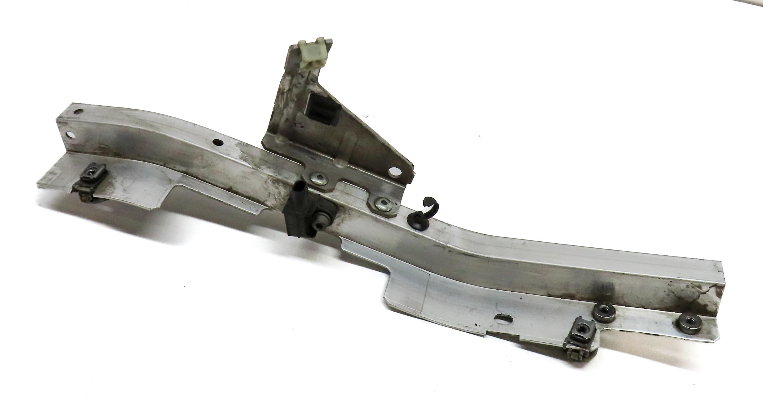 2015 BMW X5 (F15) BUMPER BAR & HEADLIGHT MOUNTING BRACKET - RIGHT PASSENGER — exact item pictured