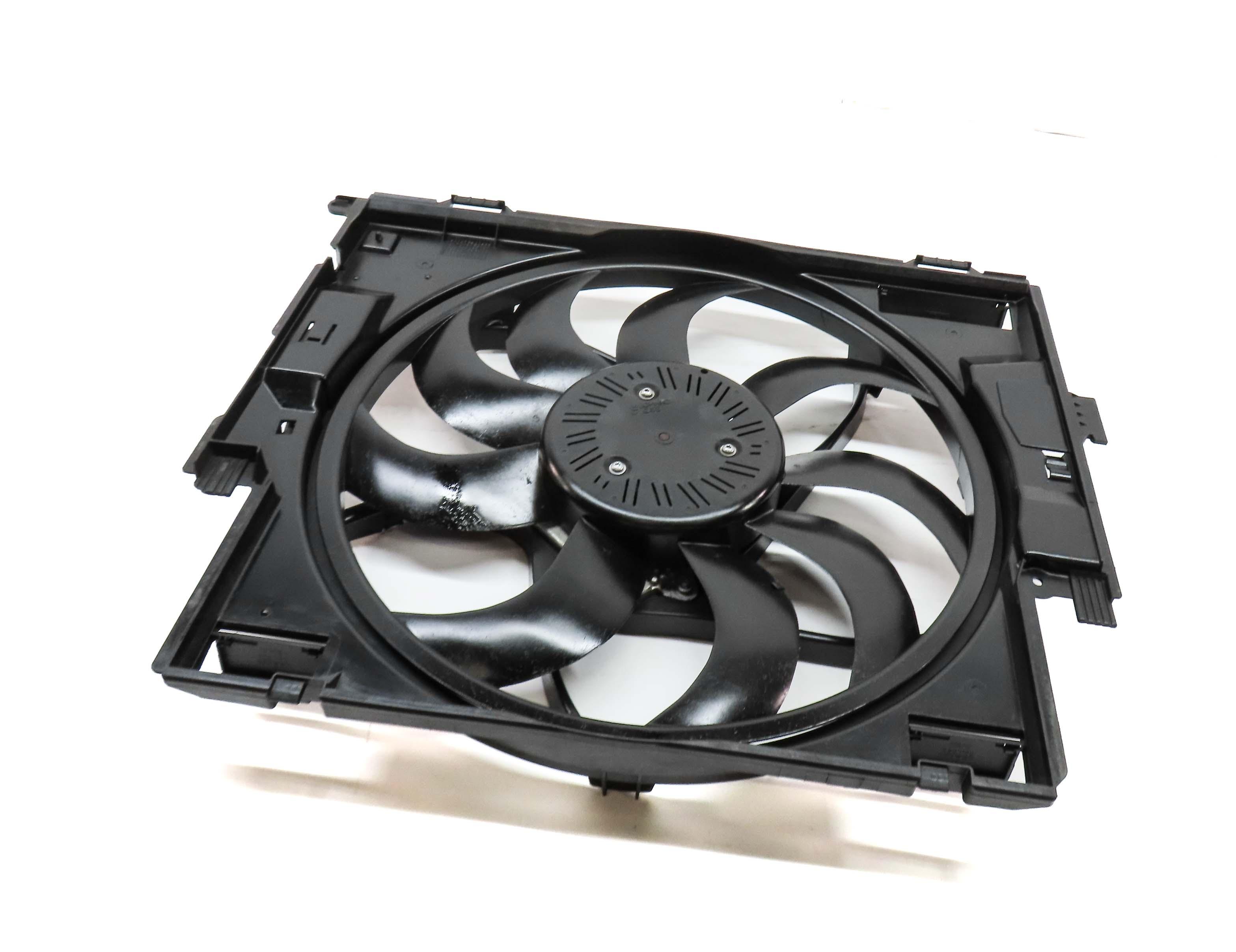 14-18 BMW 328i DIESEL 328iGT 335iGT (F30 F34) 600w RADIATOR COOLING FAN w/ MOTOR — exact item pictured