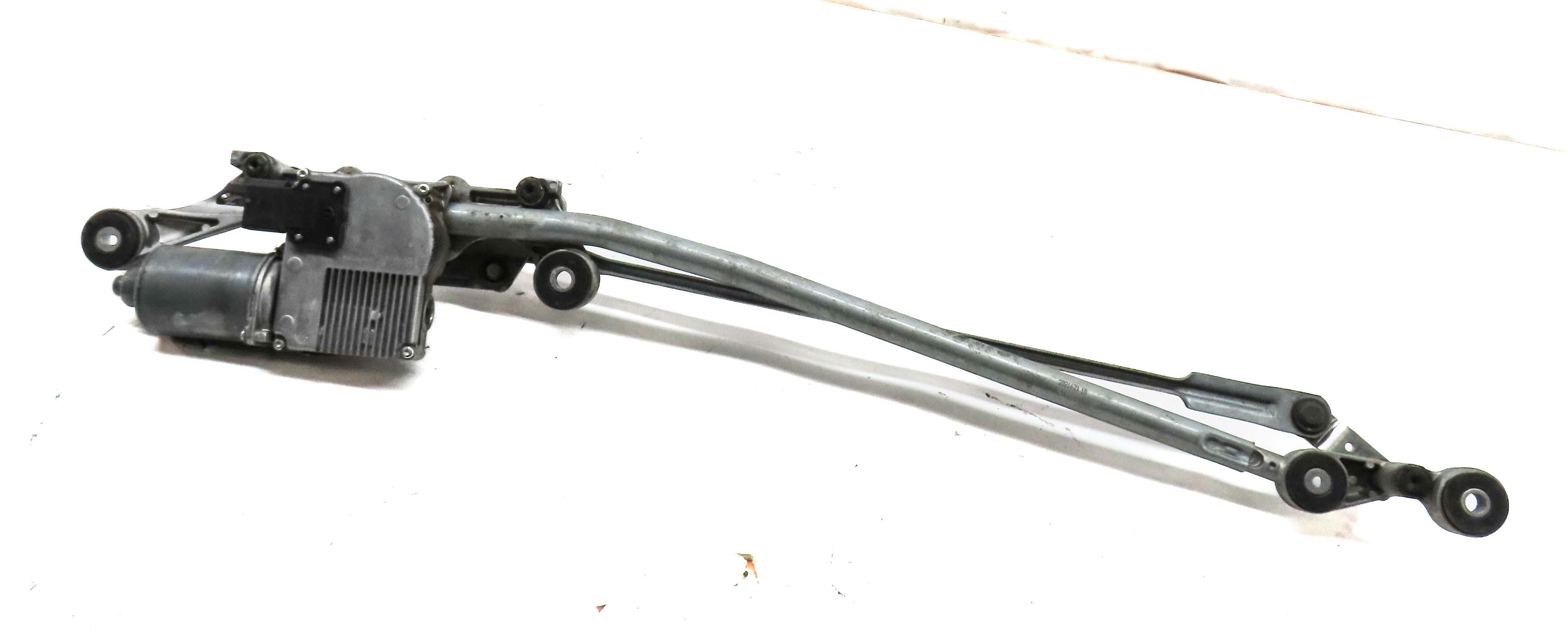 2007-2015 AUDI Q7 (4L) FRONT WINDSHIELD WIPER MOTOR w/ LINKAGE — exact item pictured