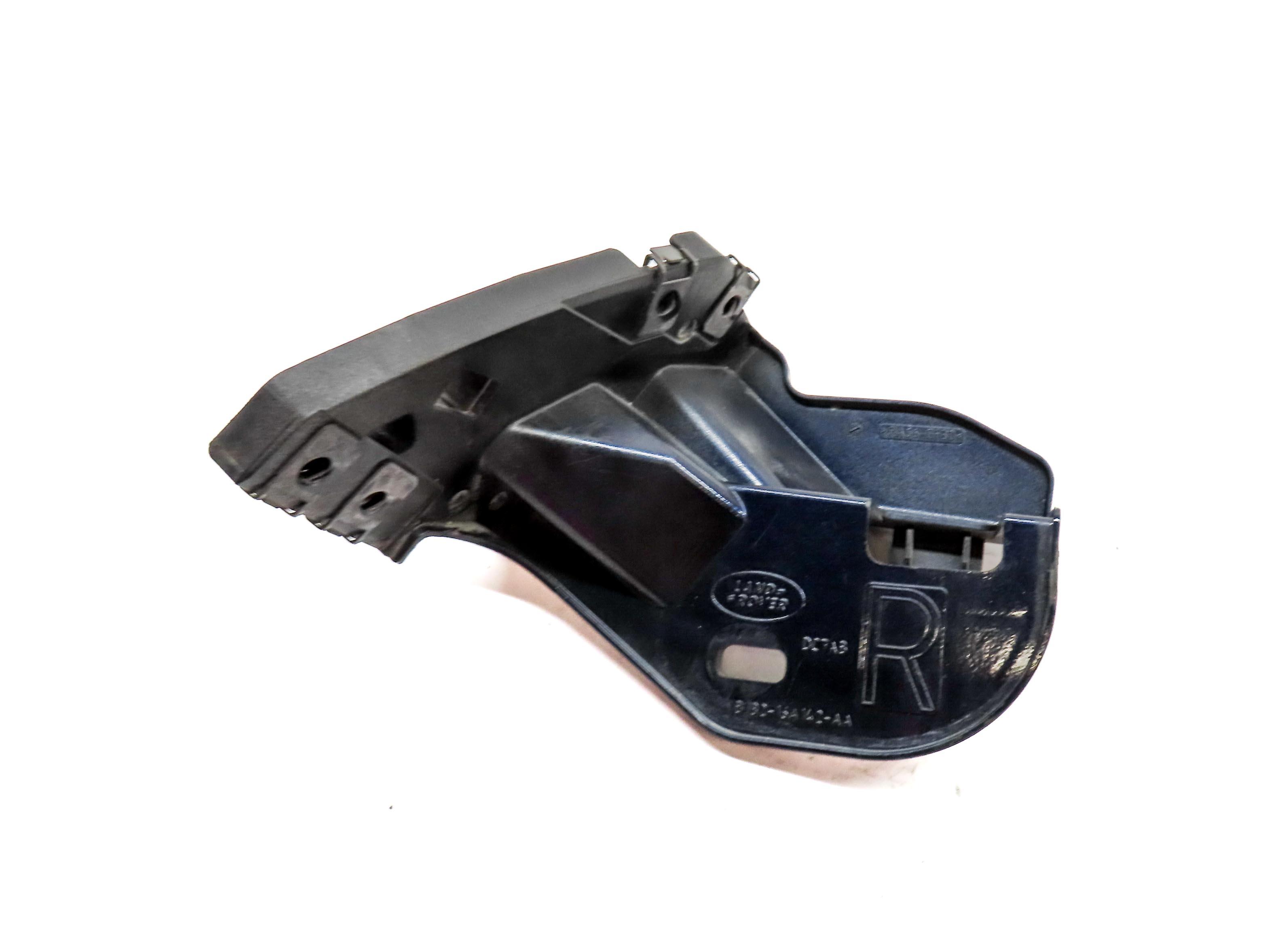2015 LAND RANGE ROVER EVOQUE (L538) FRONT RIGHT FENDER MOUNT BRACKET LOIRE BLUE — exact item pictured