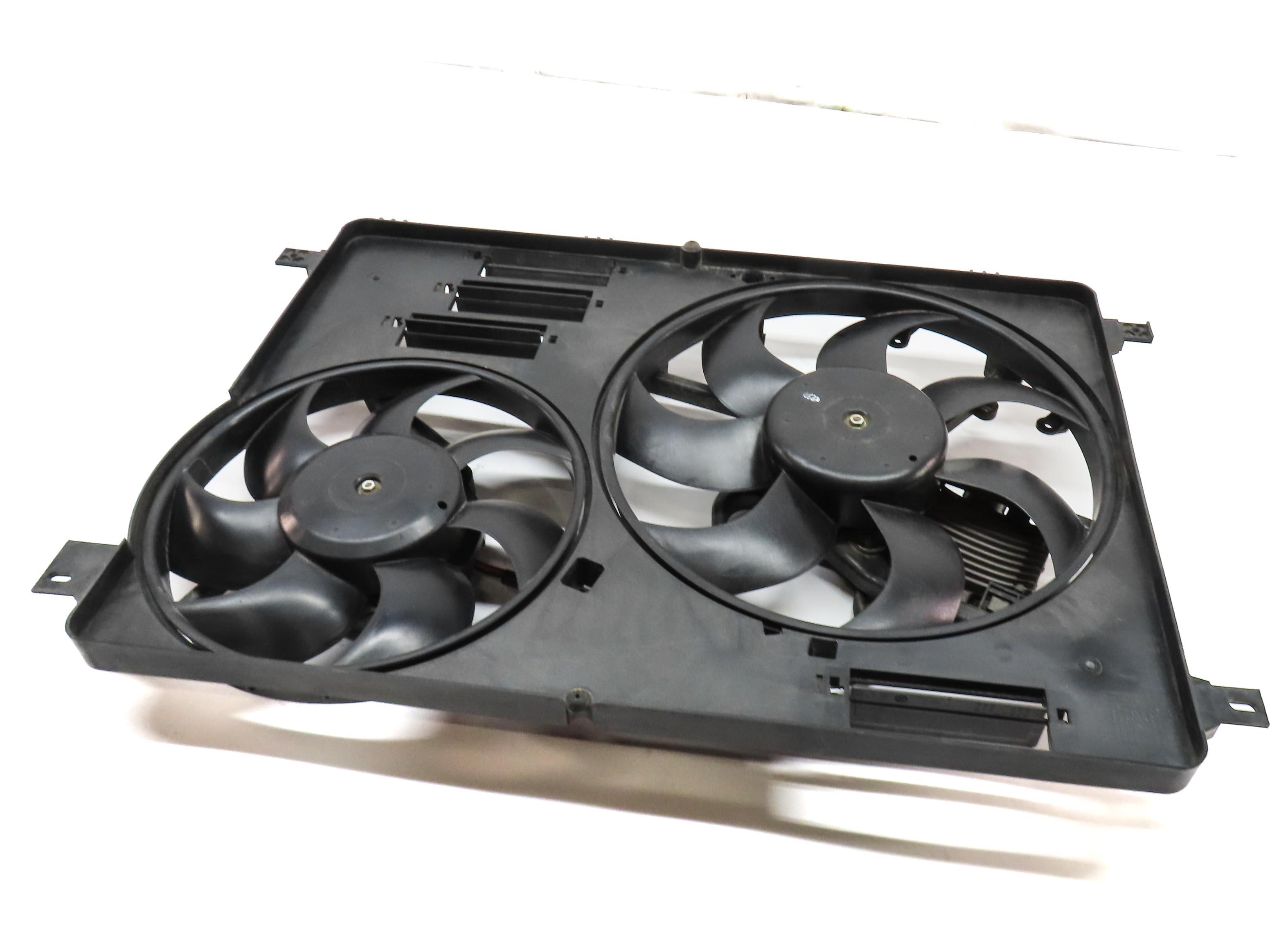 12-17 LR2 DISCOVERY SPORT RANGE ROVER EVOQUE (L538 L550) RADIATOR COOLING FAN — exact item pictured