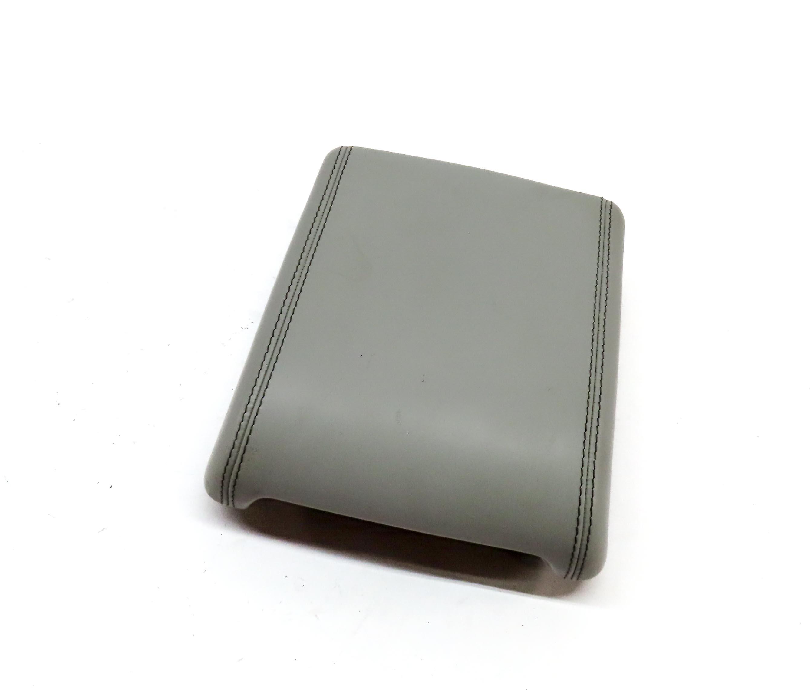 12-15 RANGE ROVER EVOQUE (L538) FRONT CENTER CONSOLE ARMREST LID (CIRRUS GREY) — exact item pictured