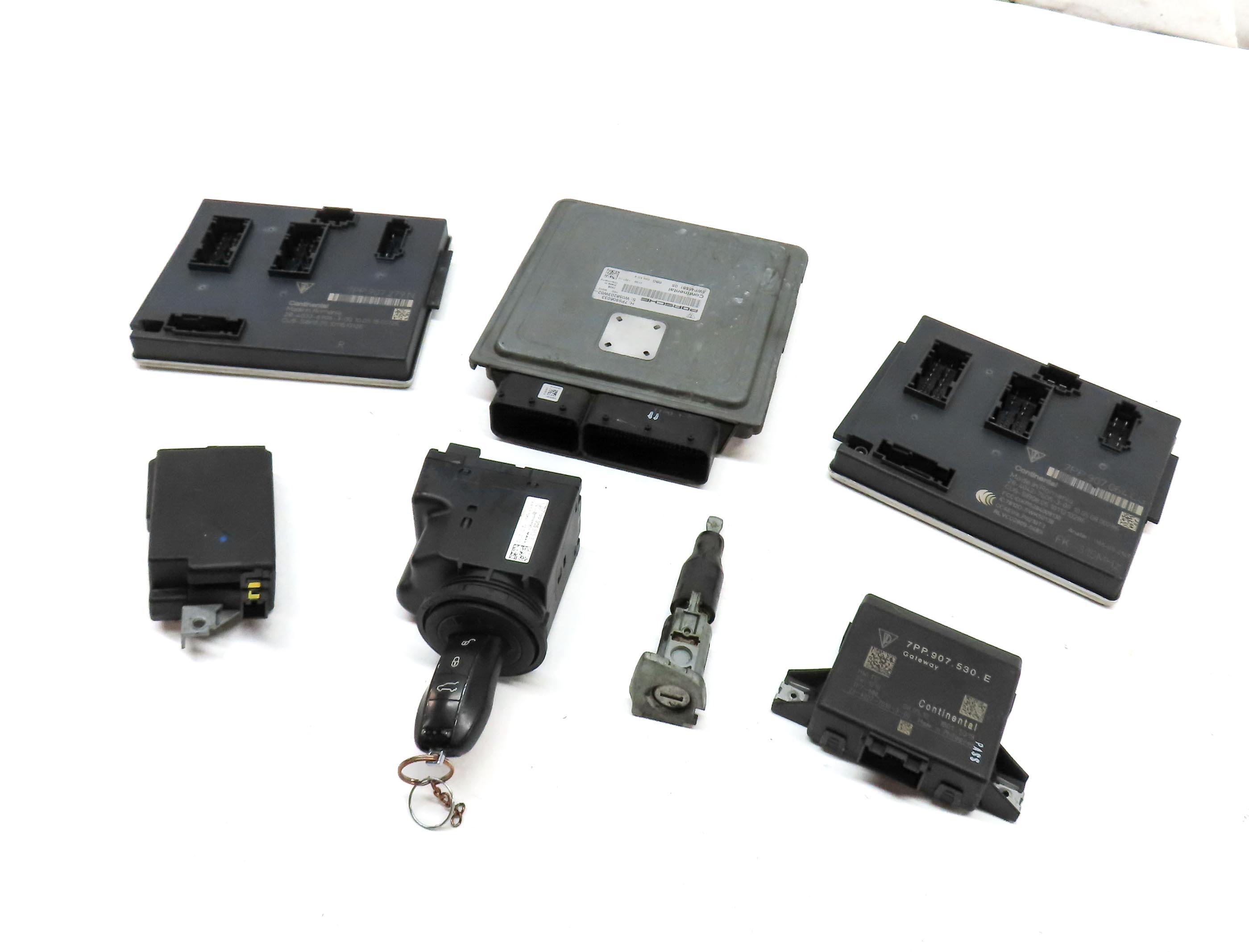 11-14 PORSCHE CAYENNE (958) 4.8L NON-TURBO ENGINE ECM IMMOBILIZER MODULE KEY SET — exact item pictured