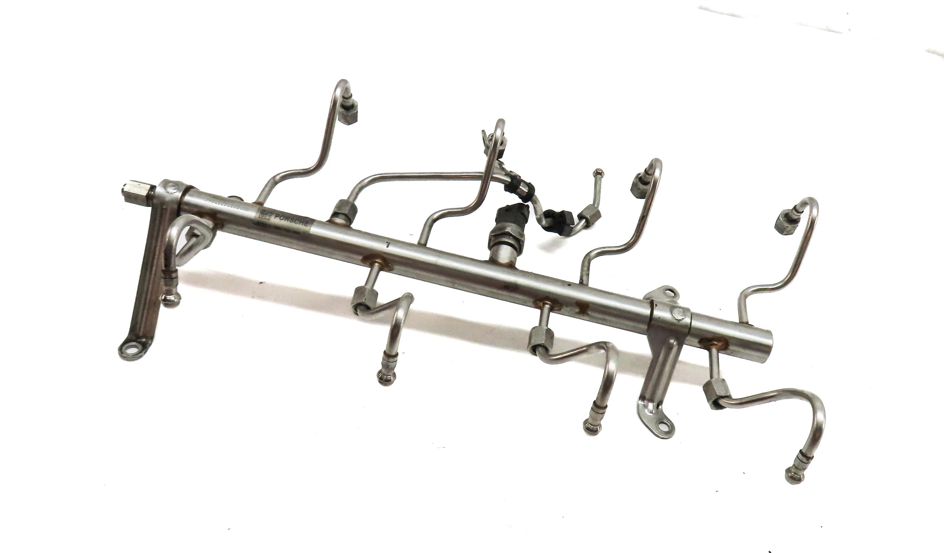 2011 PORSCHE CAYENNE (958) 4.8L NON-TURBO ENGINE FUEL RAIL w/ LINES 94811011506 — exact item pictured