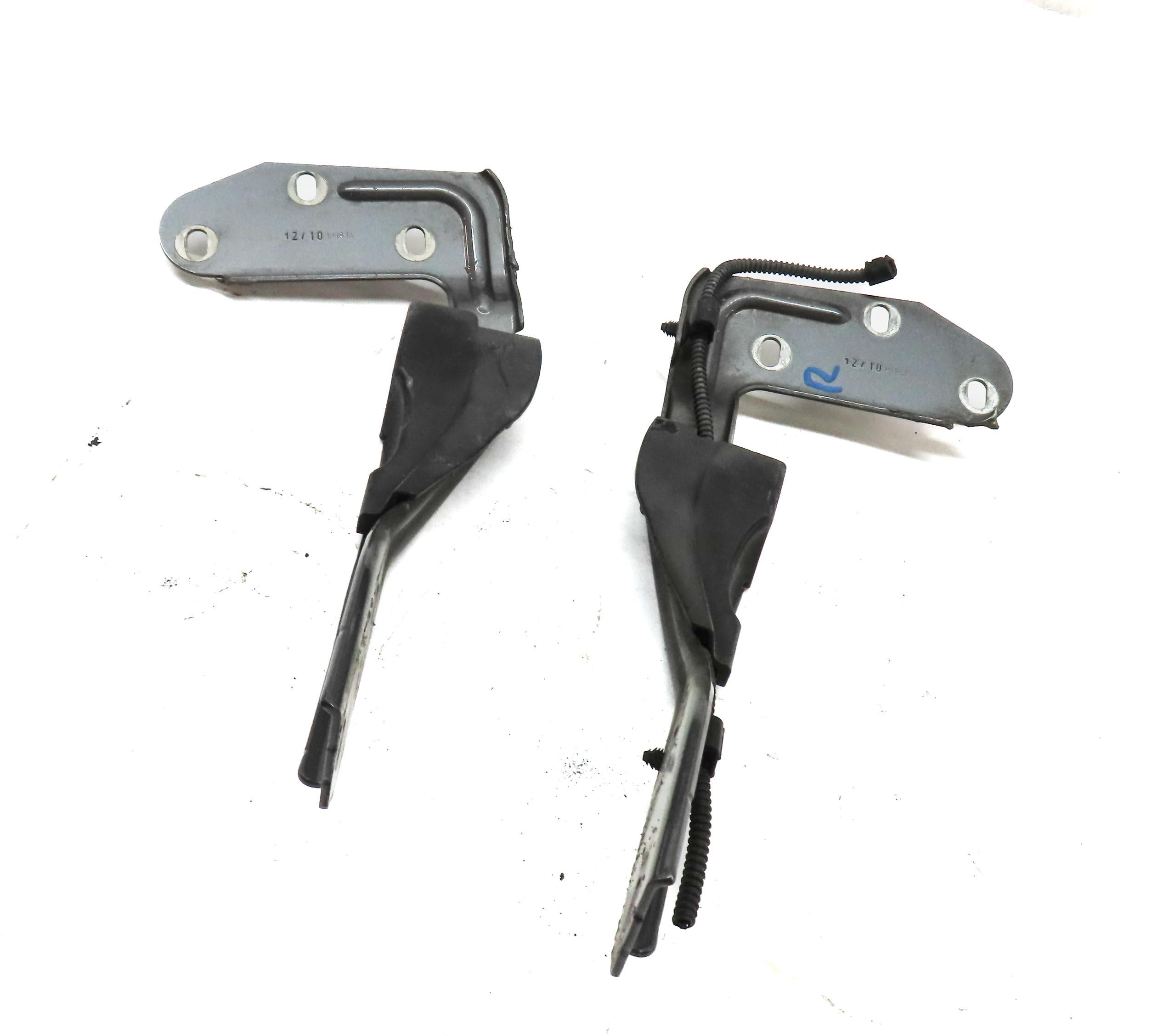 11-14 PORSCHE CAYENNE (958) FRONT LEFT & RIGHT HOOD HINGE SET 2 (METEOR GRAY) — exact item pictured