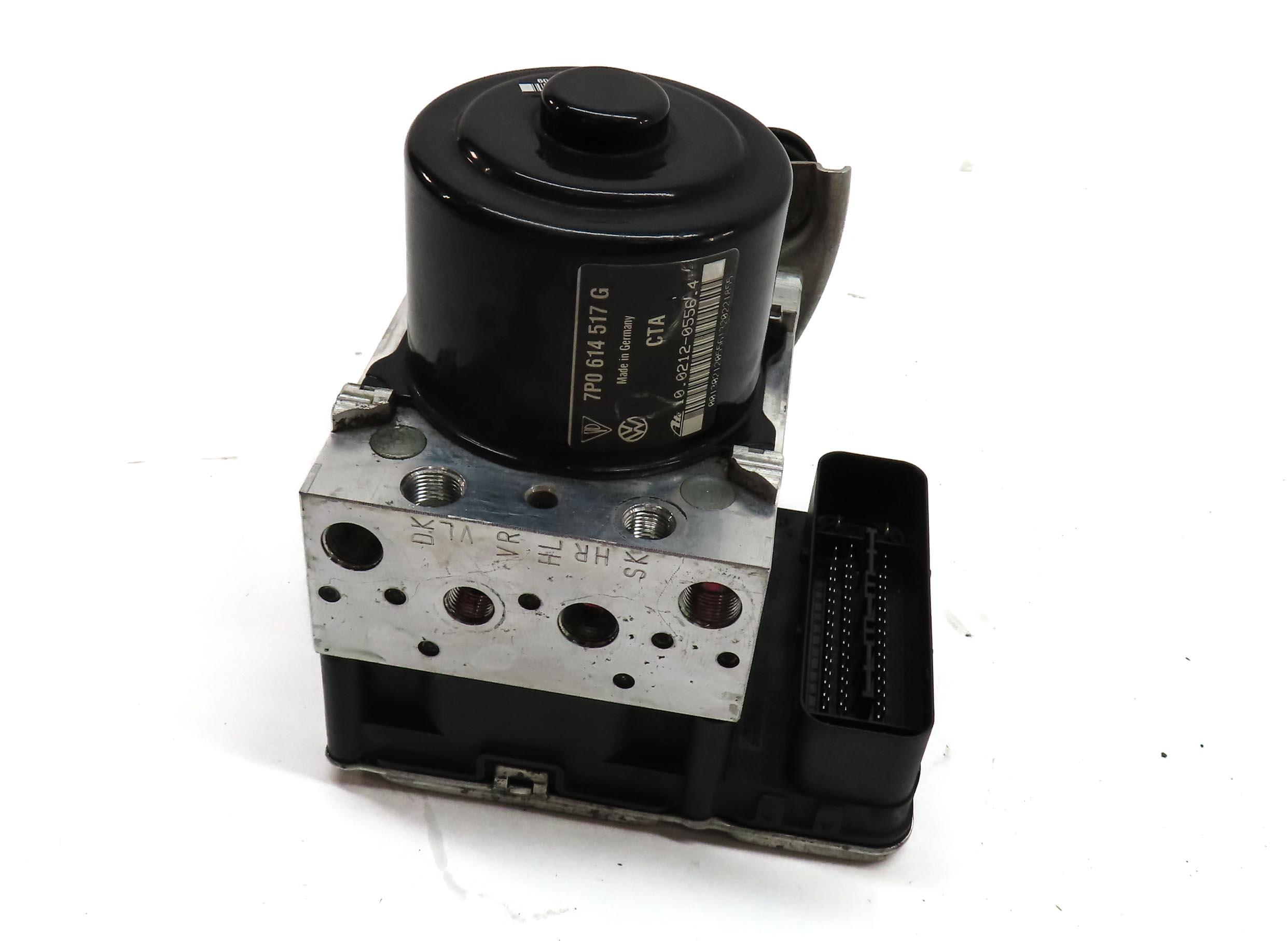 2011-2012 PORSCHE CAYENNE (958) ABS ANTI LOCK BRAKE PUMP w/ MODULE — exact item pictured