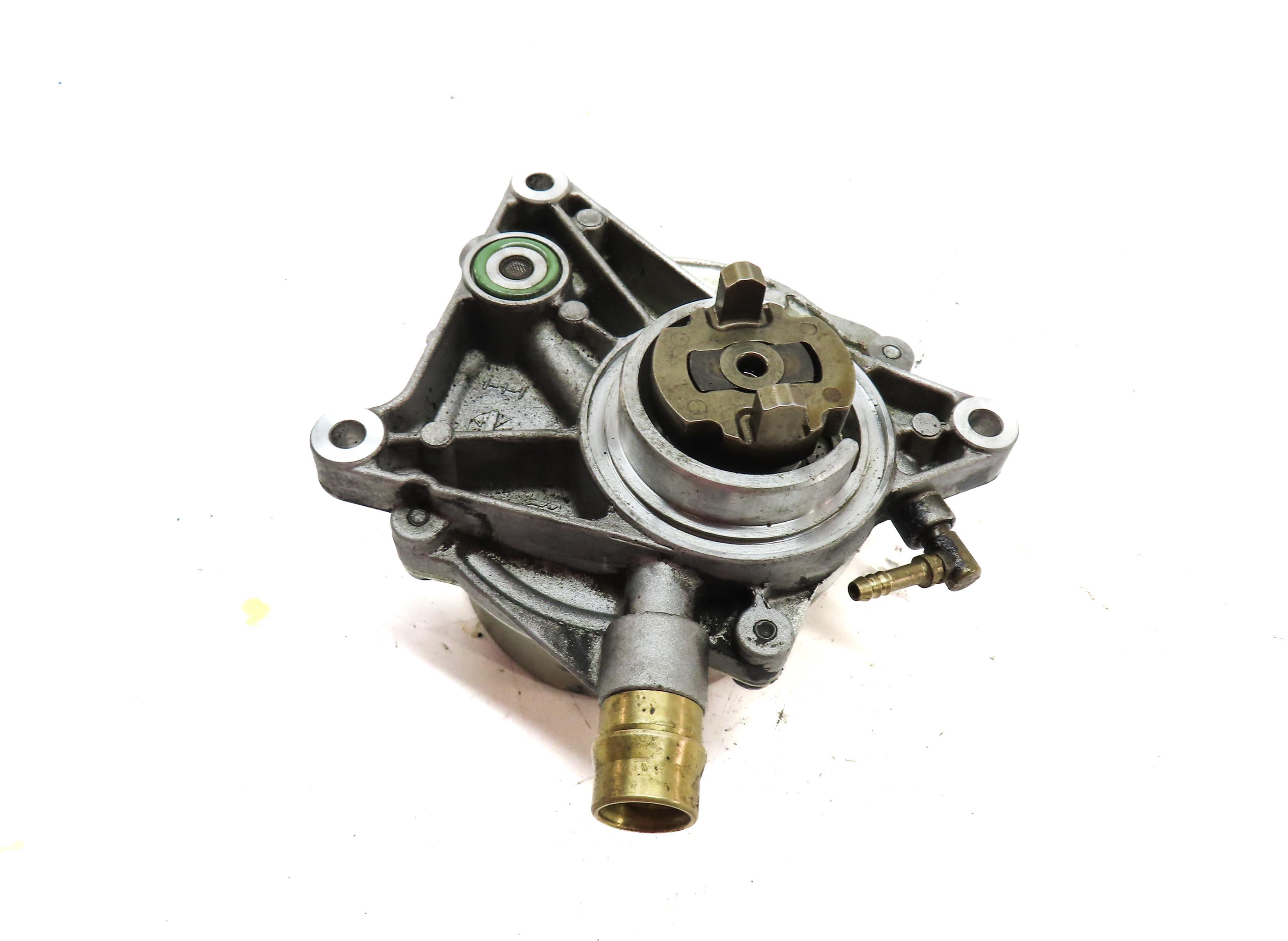 2011 PORSCHE CAYENNE (958) 4.8L NON-TURBO ENGINE BRAKE VACUUM PUMP 94811005006 — exact item pictured