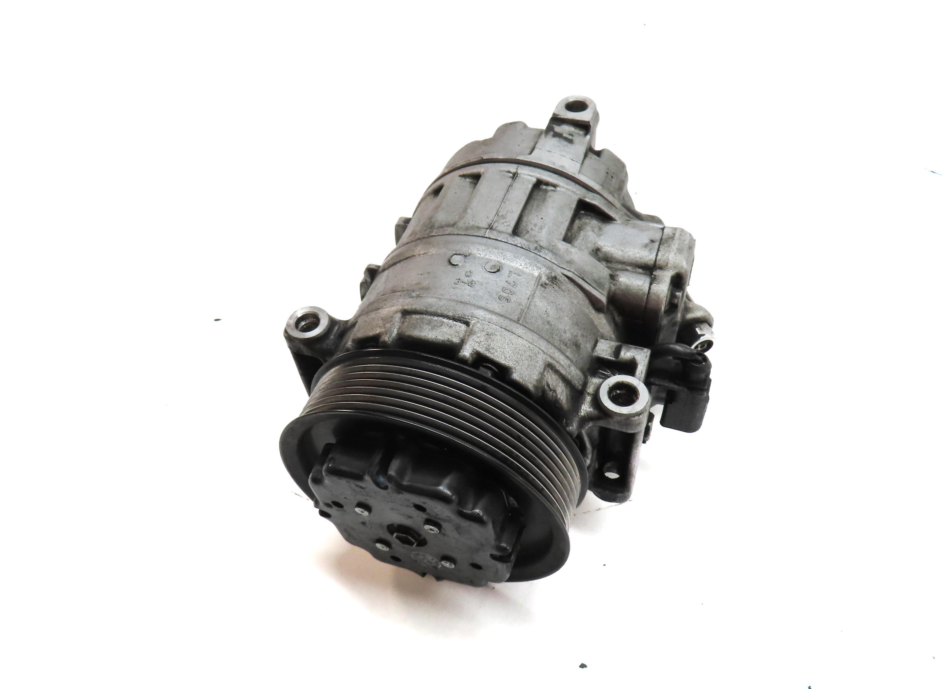 11-18 PORSCHE CAYENNE (958) 4.8L M48 V8 - A/C AIR CONDITIONING COMPRESSOR PUMP — exact item pictured