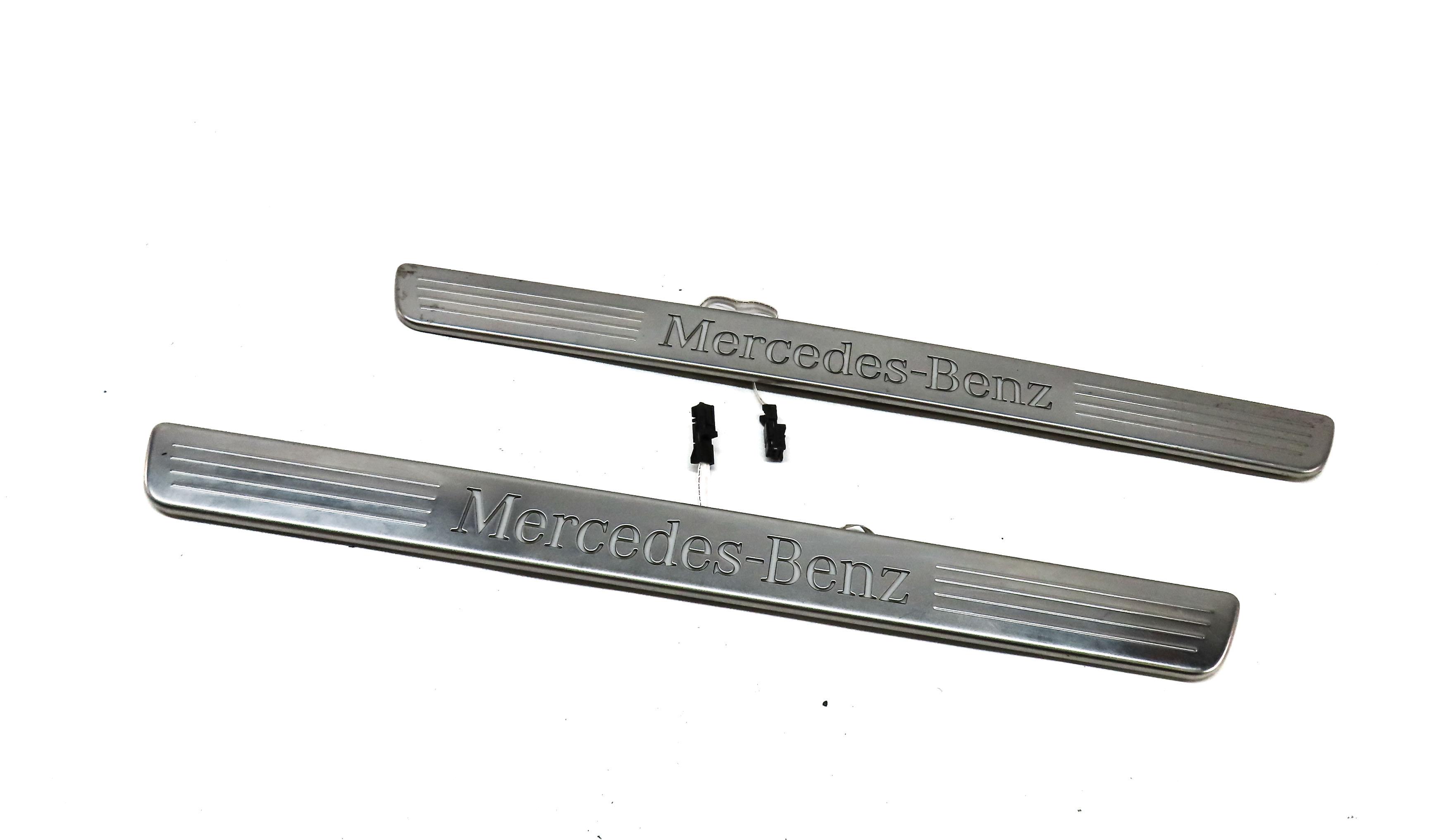 2015 MERCEDES B200e ELECTRIC (W242 W246) FRONT ILLUMINATED DOOR SILL TRIM SET-2 — exact item pictured