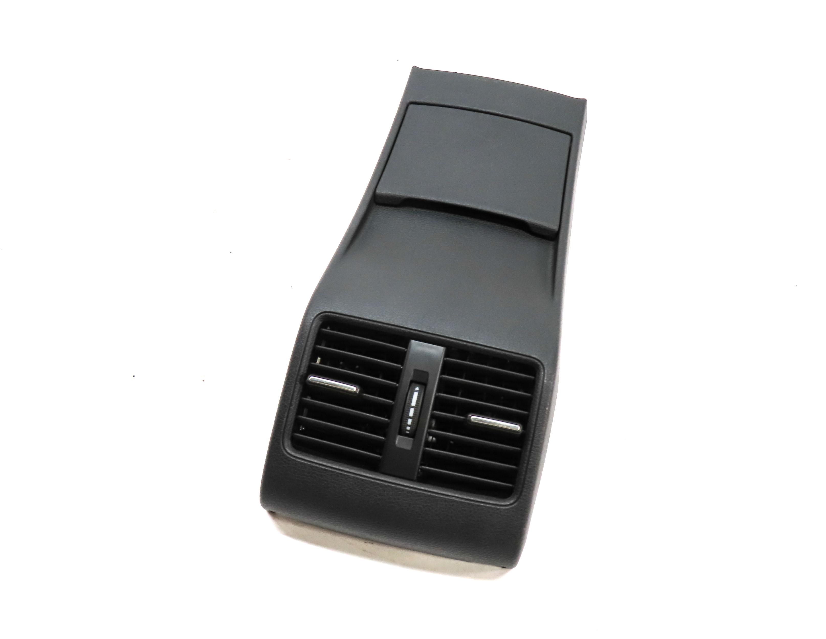 2015 MERCEDES B200e ELECTRIC (W242 W246) REAR CENTER CONSOLE VENT w/ TRIM BLACK — exact item pictured