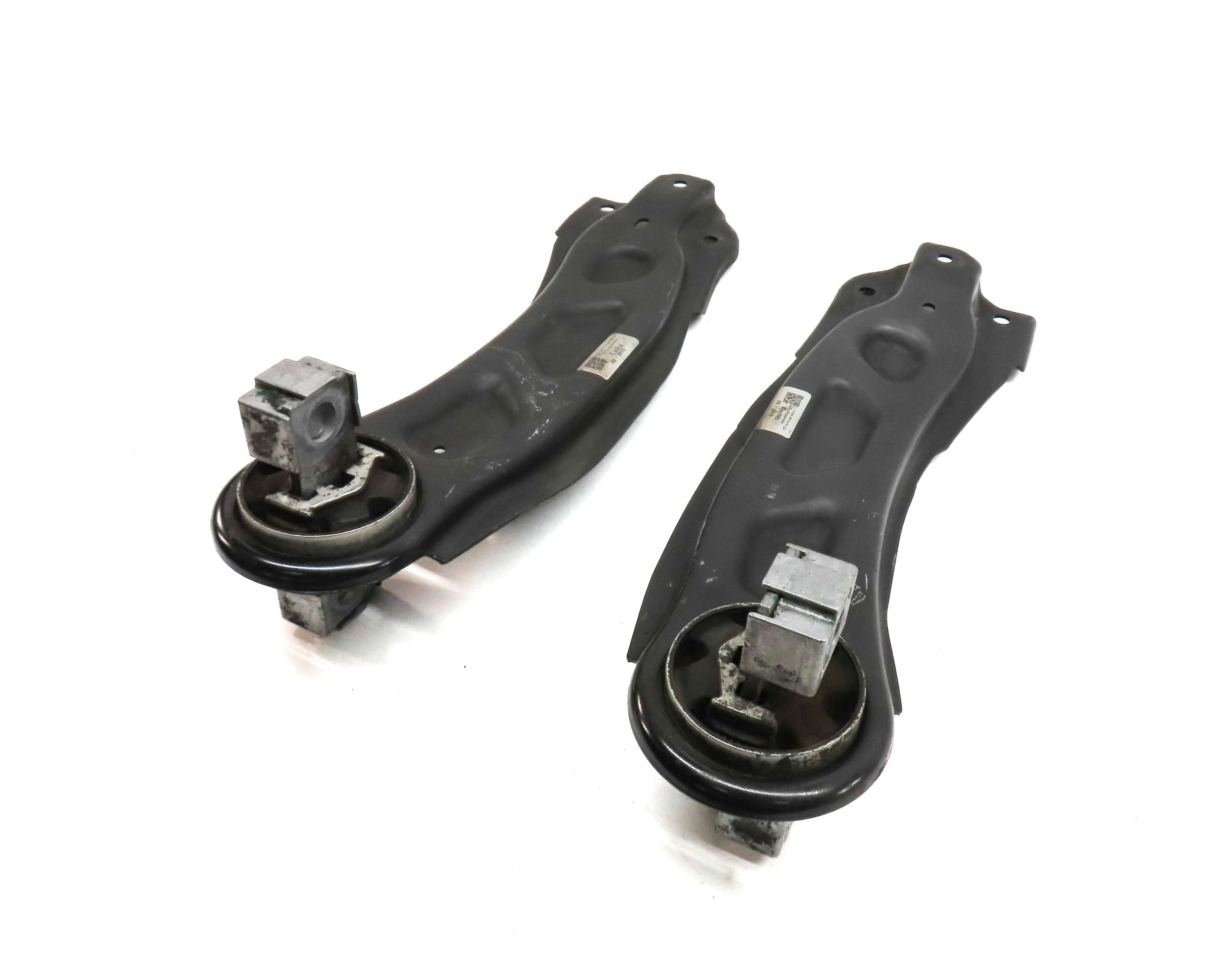 14-17 MERCEDES B ELECTRIC (W242) REAR LEFT & RIGHT LOWER CONTROL ARM SET-2 — exact item pictured
