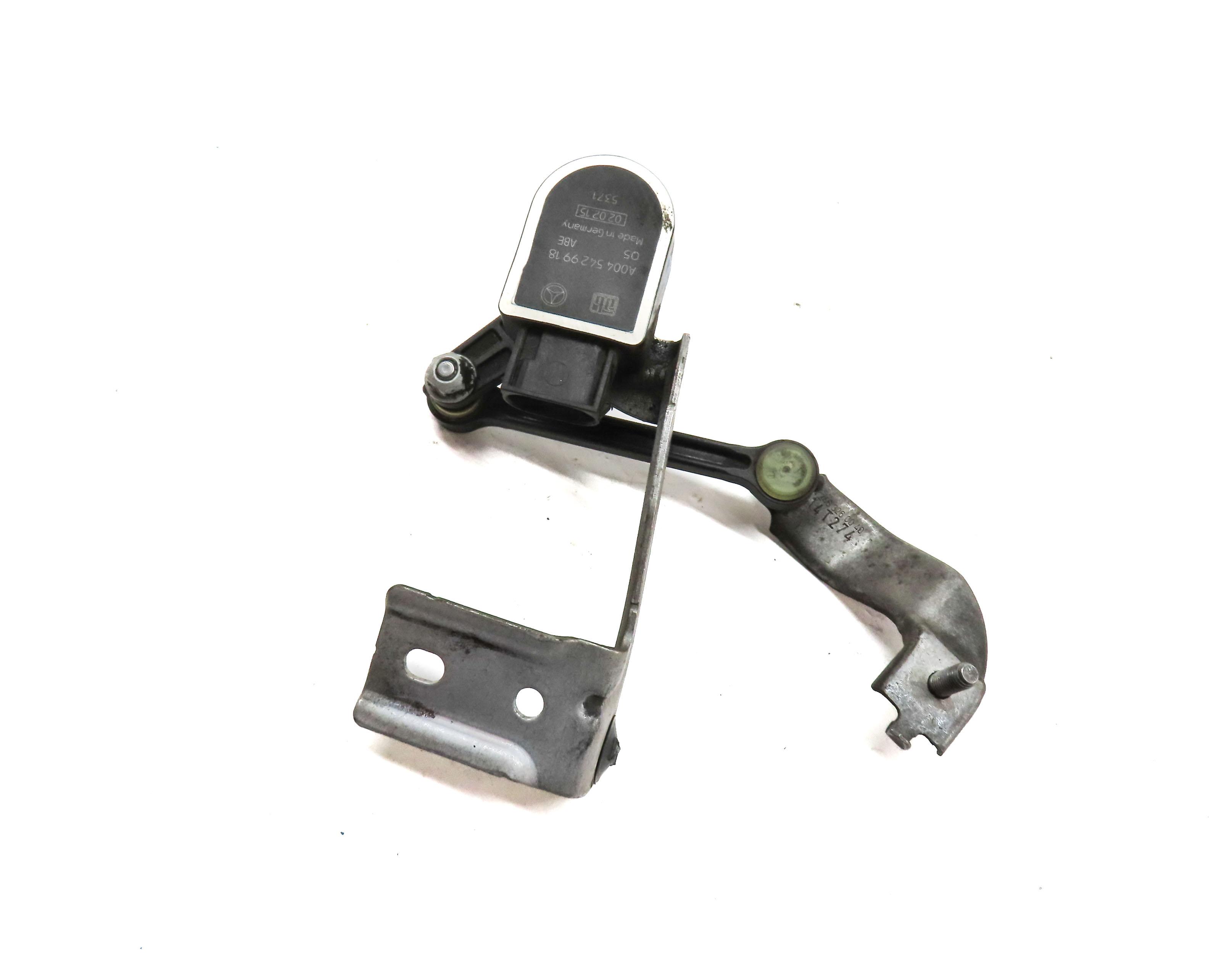 2015 MERCEDES B200e ELECTRIC (W242 W246) REAR RIGHT SUSPENSION HEIGHT SENSOR — exact item pictured