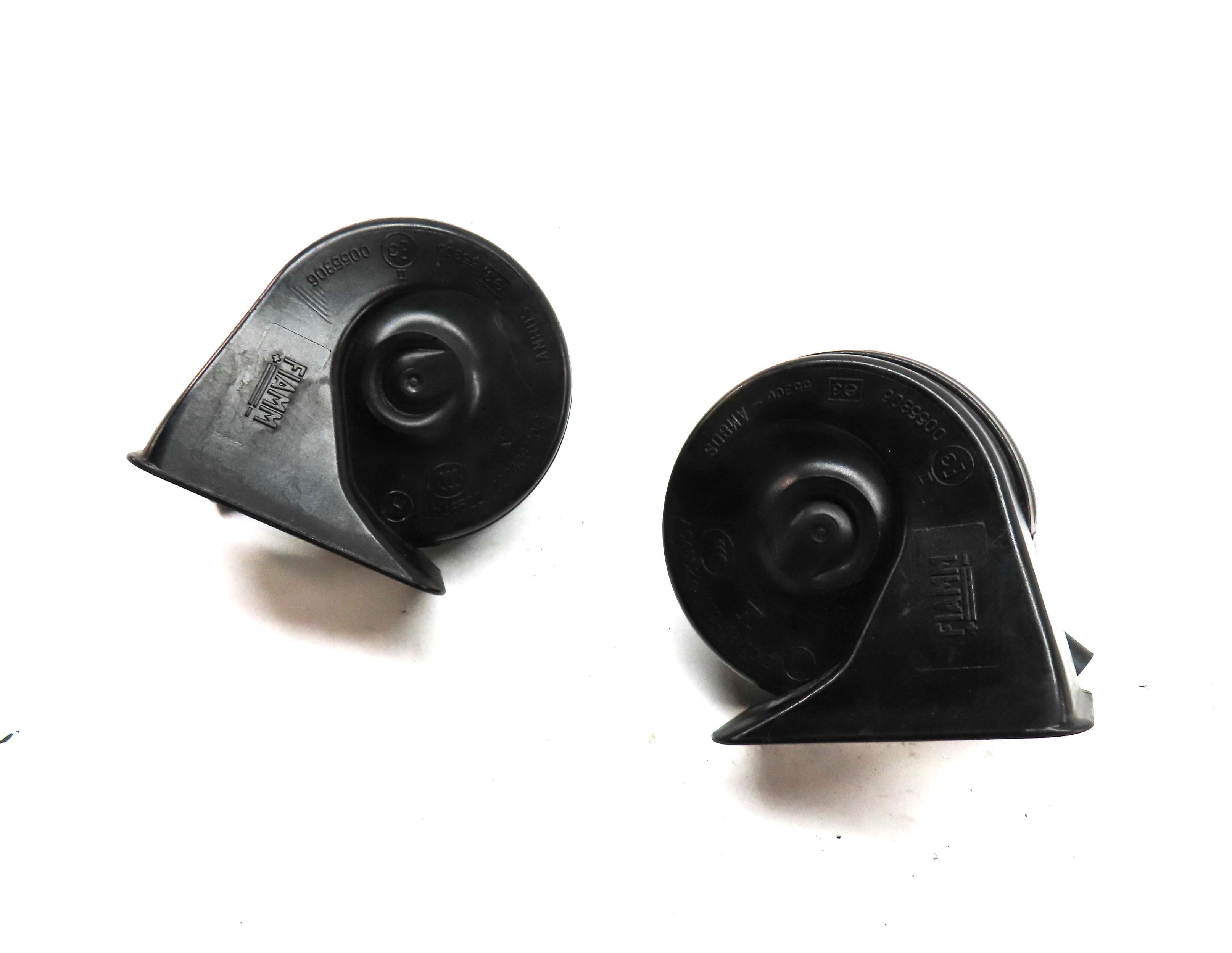 14-17 MERCEDES B250 CLA250 GLA250 (C117 W117 W246 X156) HIGH & LOW TONE HORN SET — exact item pictured