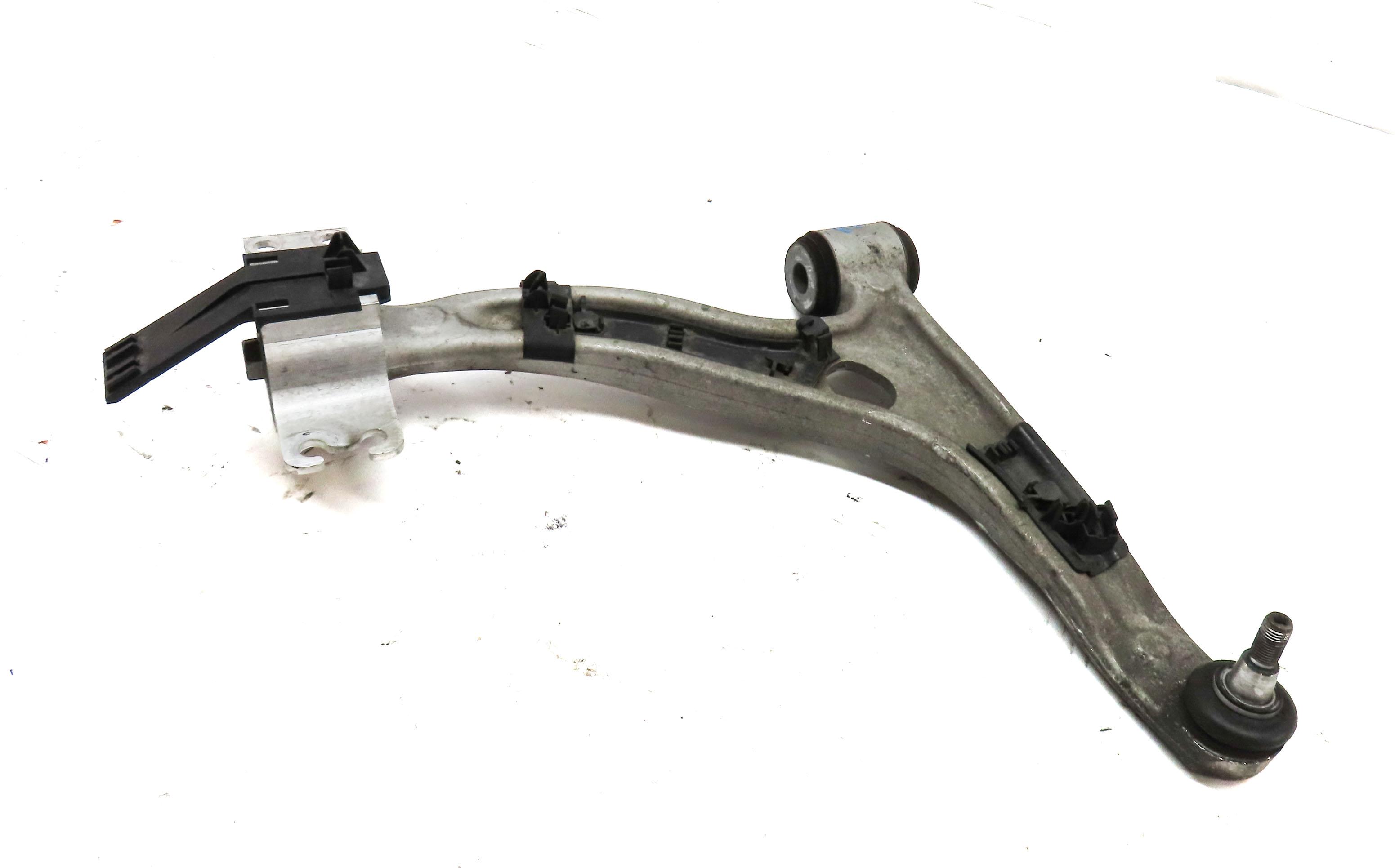 14-17 MERCEDES B ELECTRIC (W242) FRONT RIGHT PASSENGER LOWER CONTROL ARM — exact item pictured
