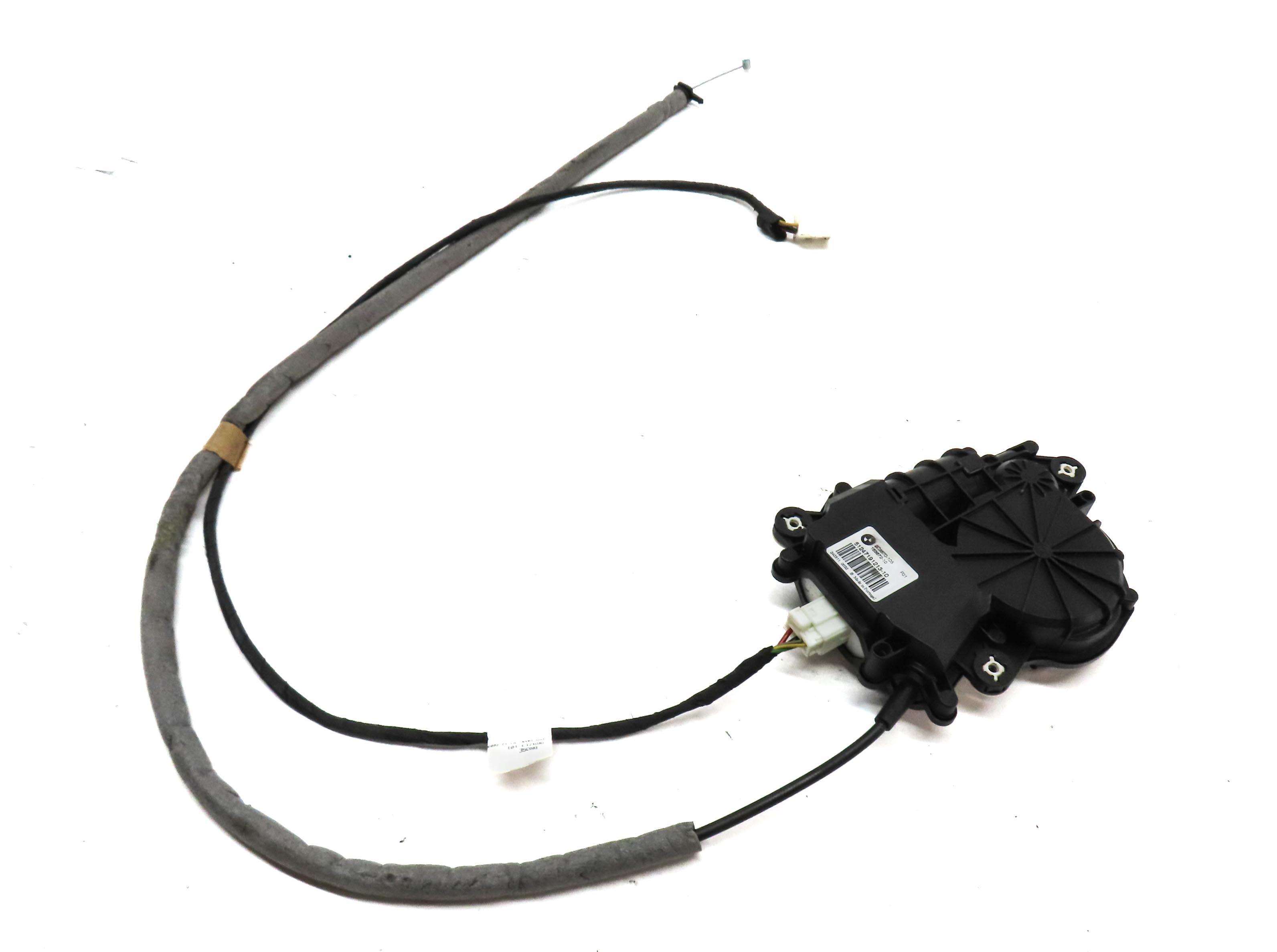 2012 BMW 750i (F01) REAR HATCH TRUNK SOFT CLOSE ACTUATOR MOTOR 51247191213 — exact item pictured