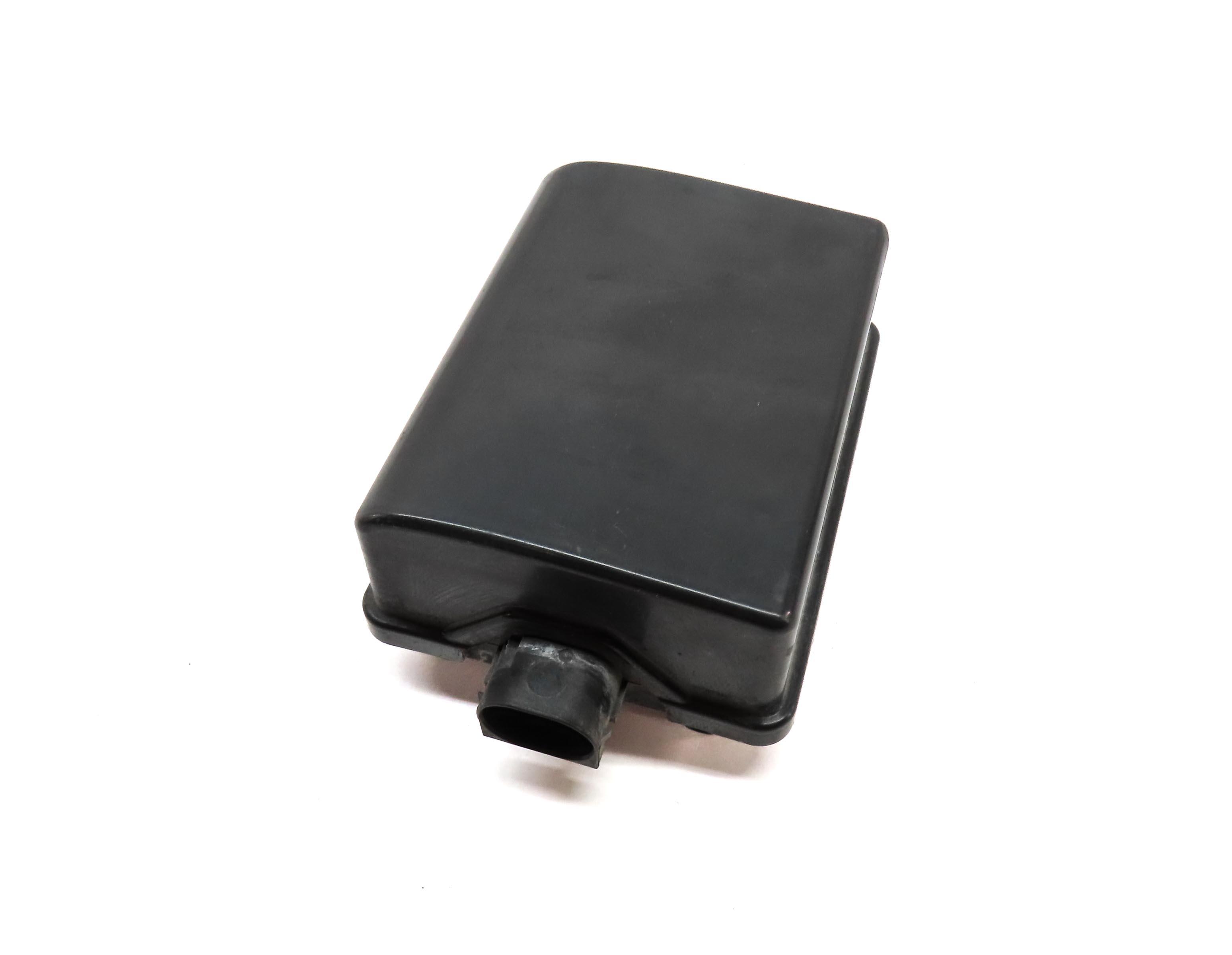11-16 MERCEDES C/CL/CLS/E/GL/ML/S/R/SLK CLASS - FRONT ADAPTIVE CRUISE RADAR UNIT — exact item pictured