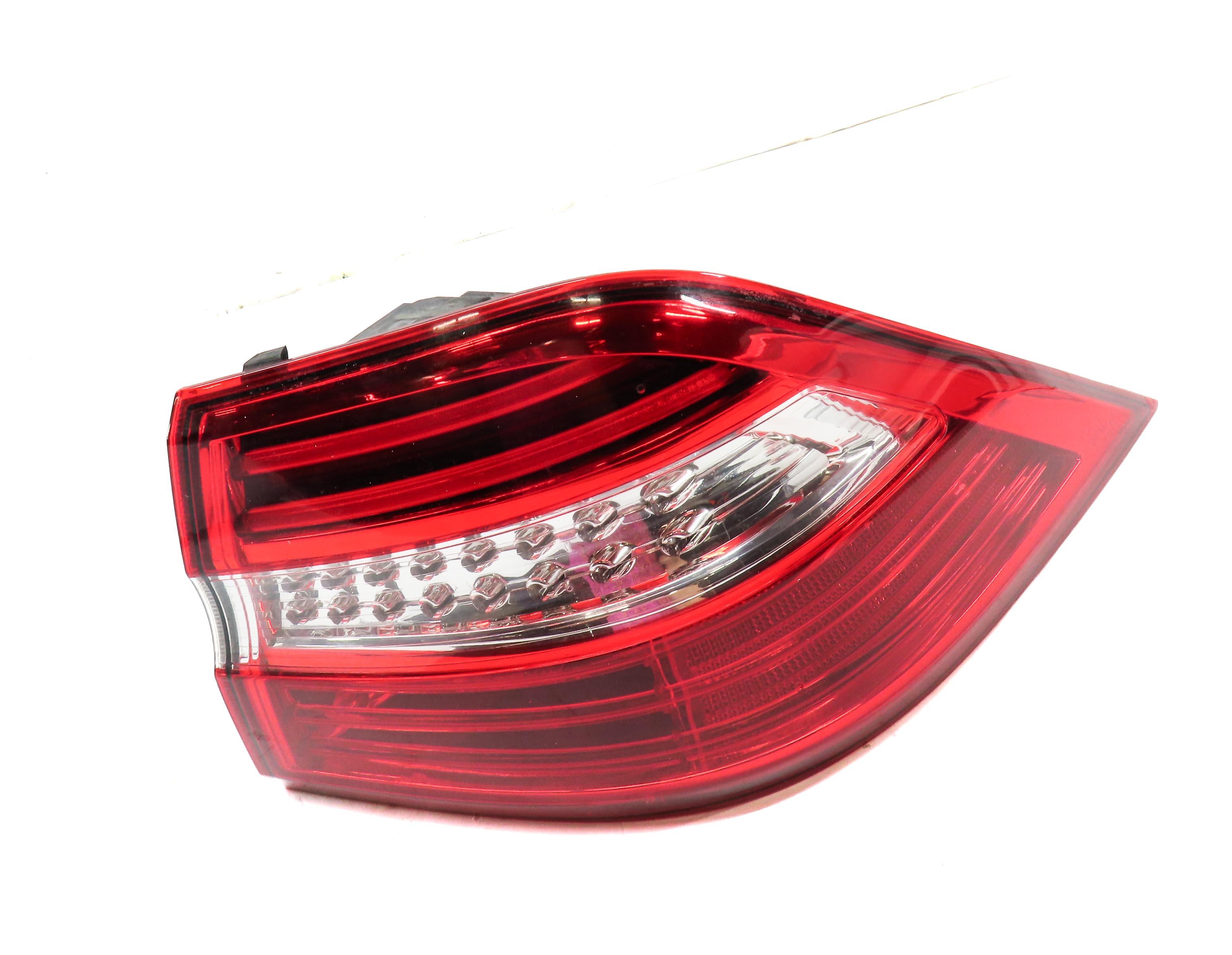 12-15 MERCEDES ML-CLASS (W166) REAR RIGHT PASSENGER LED TAILLIGHT BRAKE LIGHT — exact item pictured