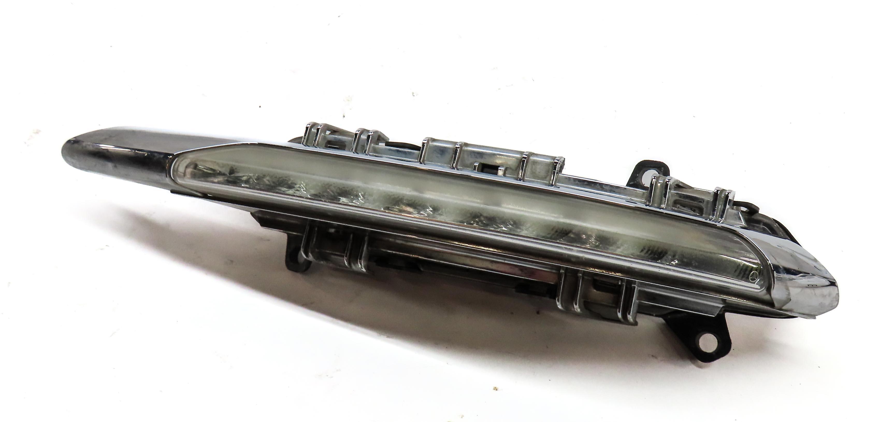 06-13 MERCEDES B C CL GL GLA ML S CLS (X164 X204 W164 W221) LEFT FOGLIGHT LAMP — exact item pictured