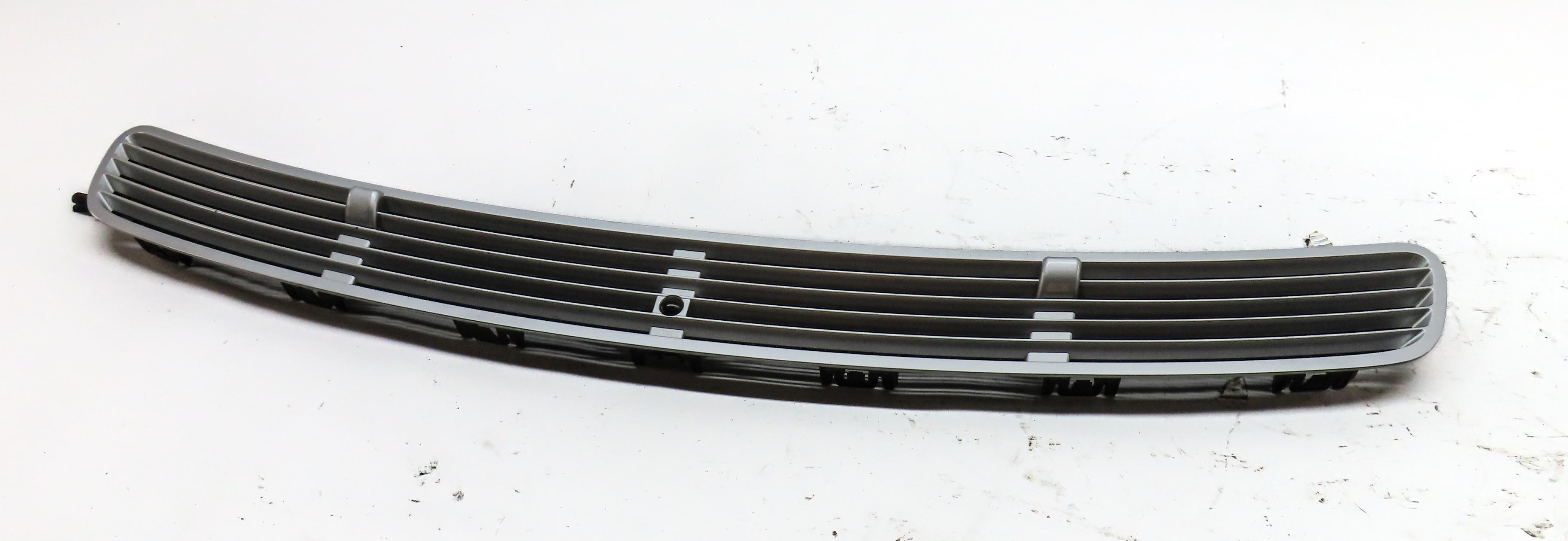 2008 MERCEDES CLS63 AMG ///AMG (W219) TOP HOOD GRILLE AIR VENT (SILVER) — exact item pictured