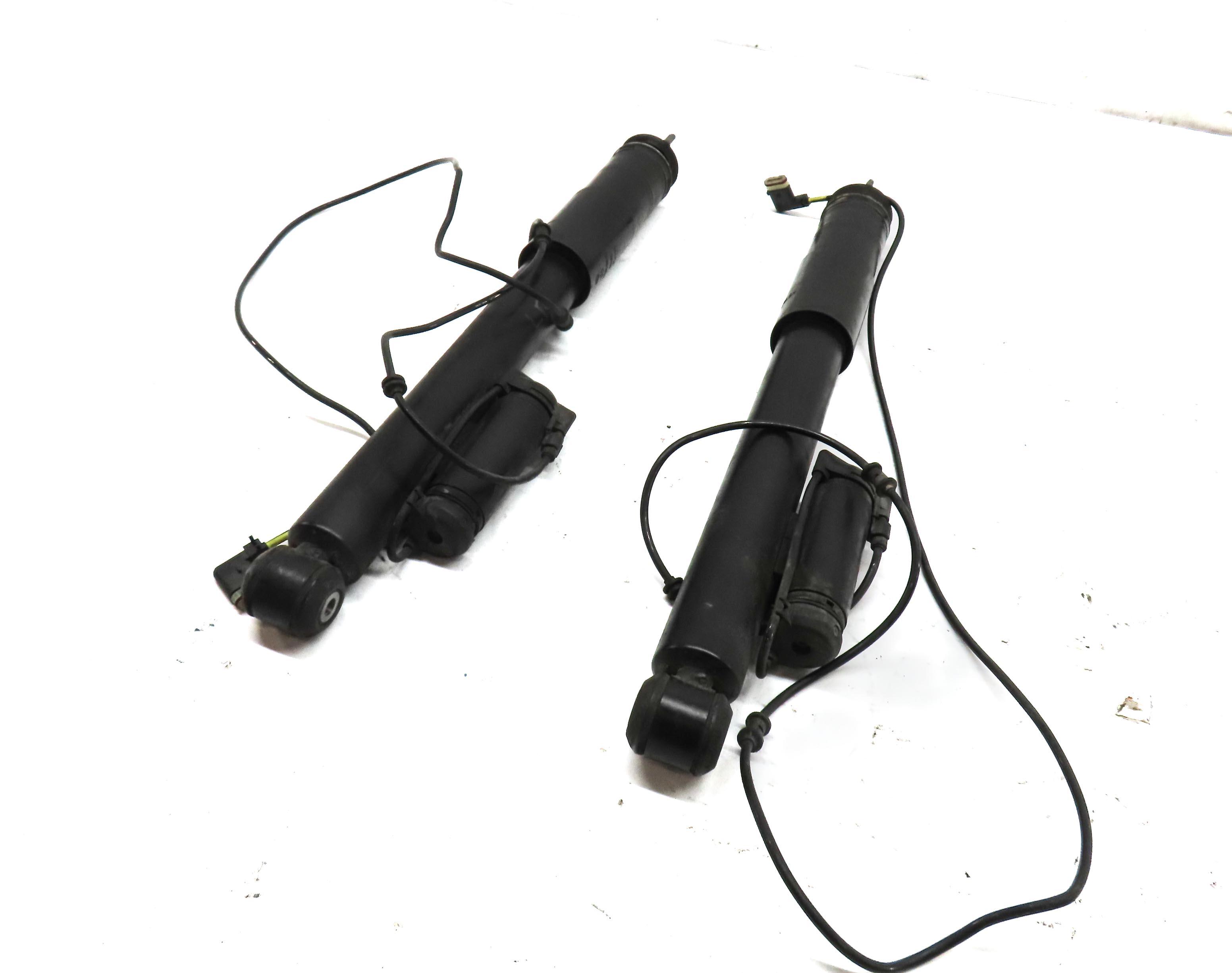 2008 CLS63 AMG W219 6.3L M156 ///AMG ENGINE REAR LEFT & RIGHT SHOCK STRUT SET 2 — exact item pictured