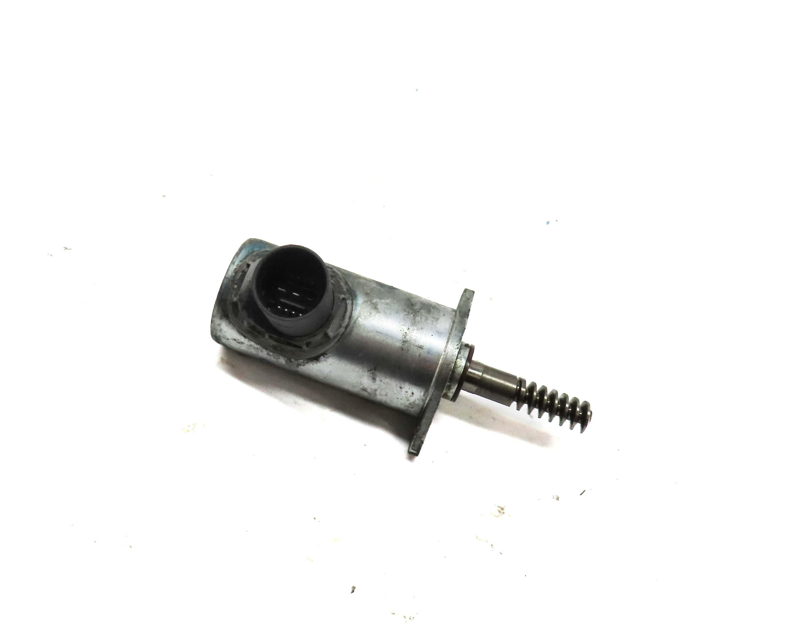 2013 BMW M5 ///M (F10) 4.4L S63 ENGINE ECCENTRIC CAM CAMSHAFT ACTUATOR MOTOR — exact item pictured