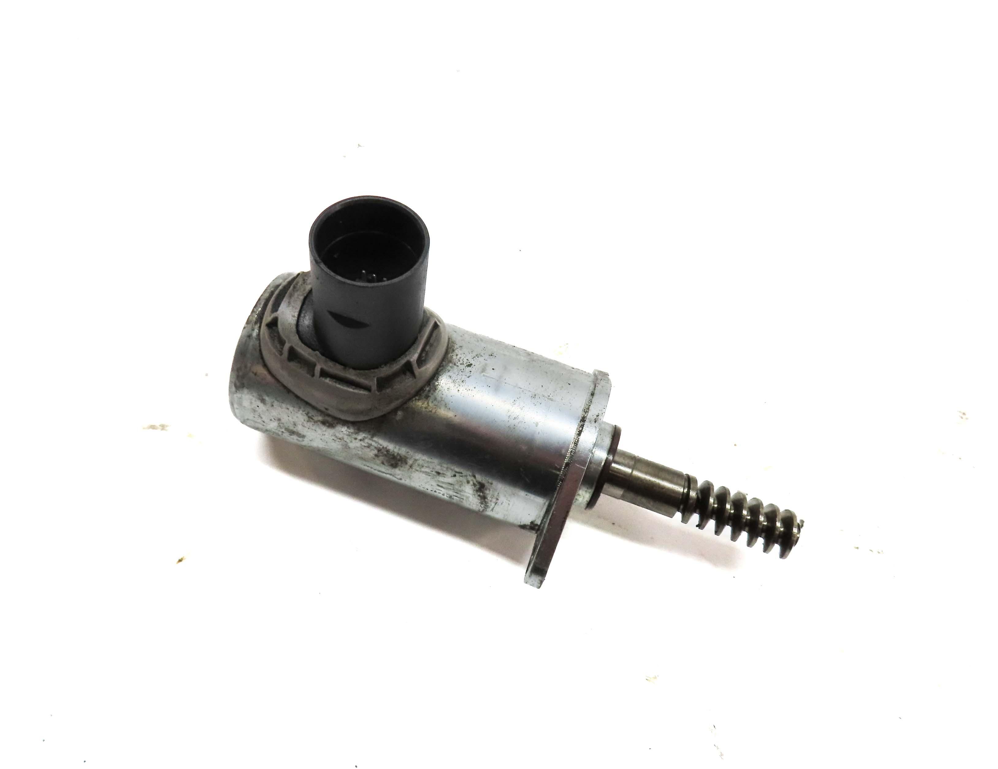 2013 BMW M5 ///M (F10) 4.4L S63 ENGINE ECCENTRIC CAM CAMSHAFT ACTUATOR MOTOR — exact item pictured