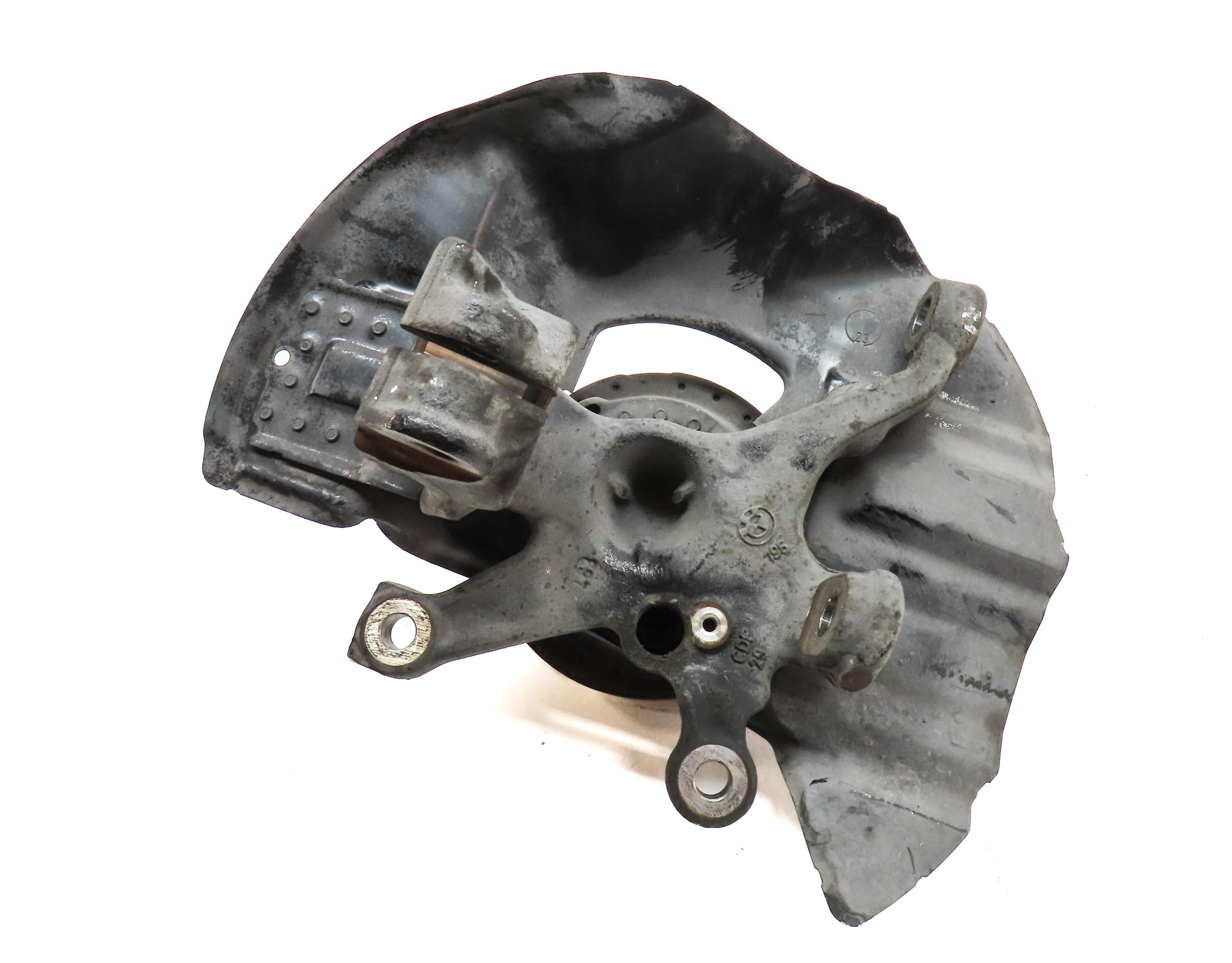 2006-2008 BMW Z4 (E85) 3.0L FRONT LEFT DRIVER SPINDLE KNUCKLE HUB (THRU 5/08) — exact item pictured
