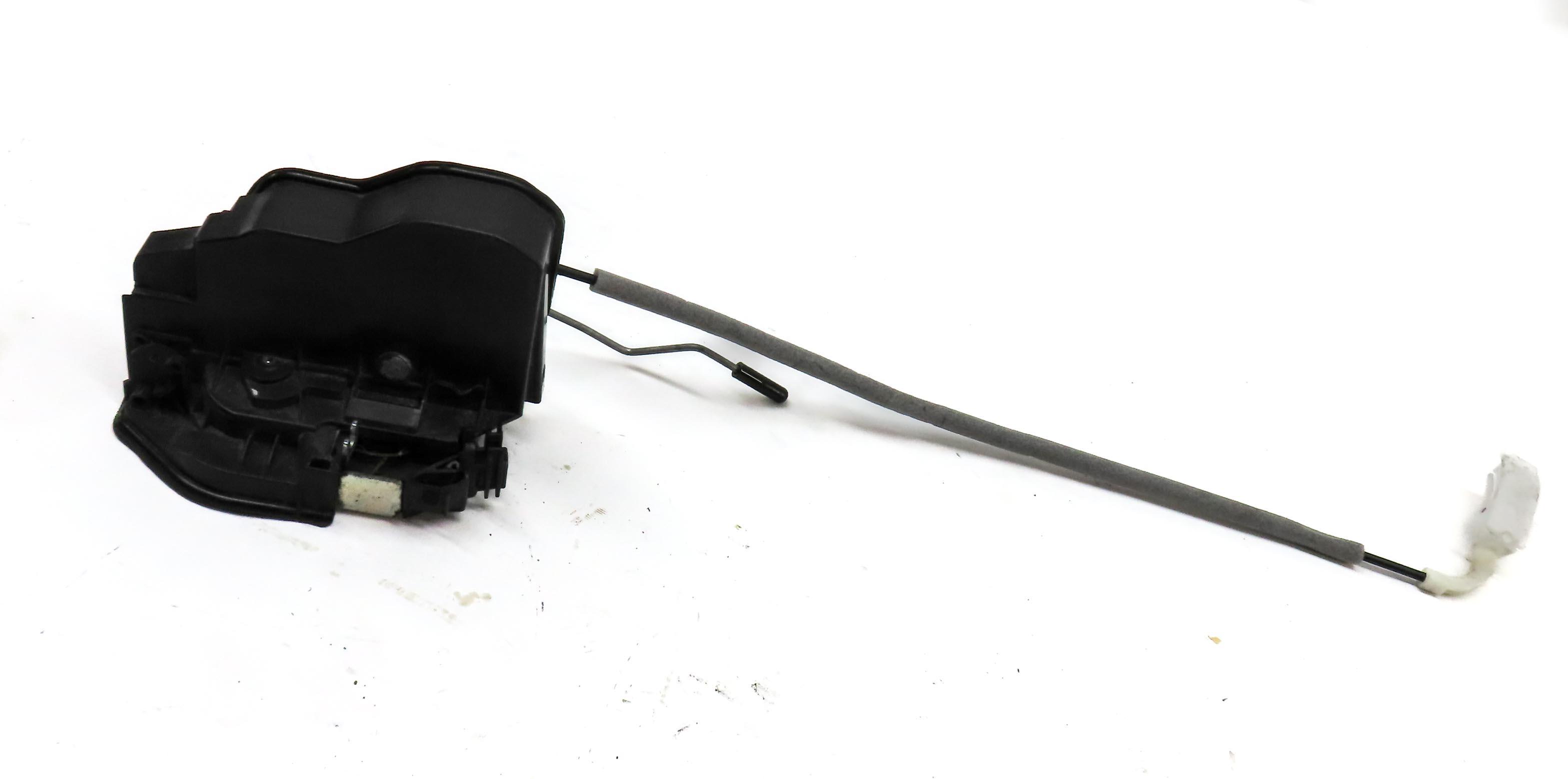 03-18 E87 F22 E90 E60 F10 F12 F01 F13 E65 F06 F04 E70 E71 RIGHT FRONT DOOR LATCH — exact item pictured