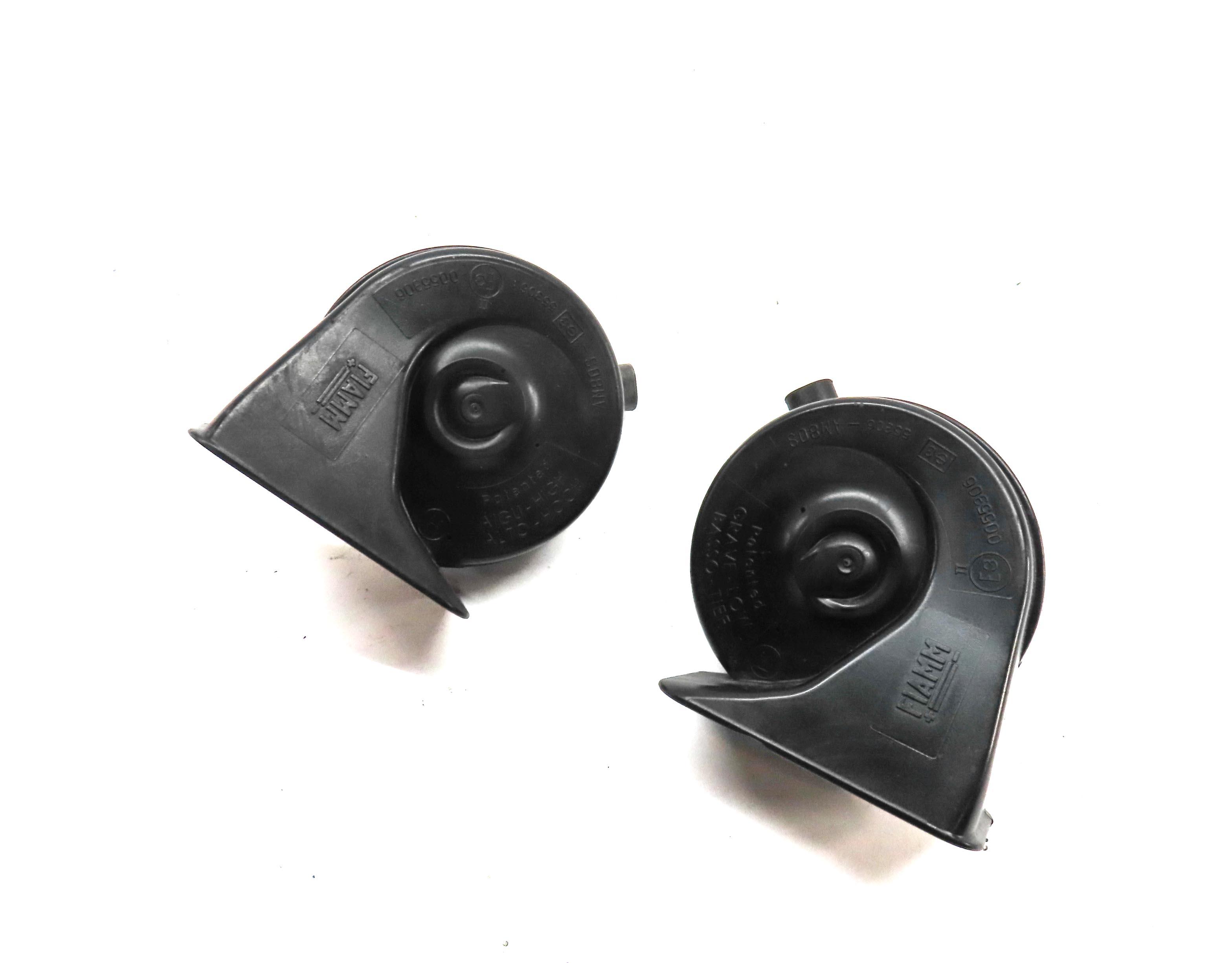 2003-2008 BMW Z4 (E85) HIGH & LOW TONE NOTE EMERGENCY SAFETY HORN SET (2) — exact item pictured