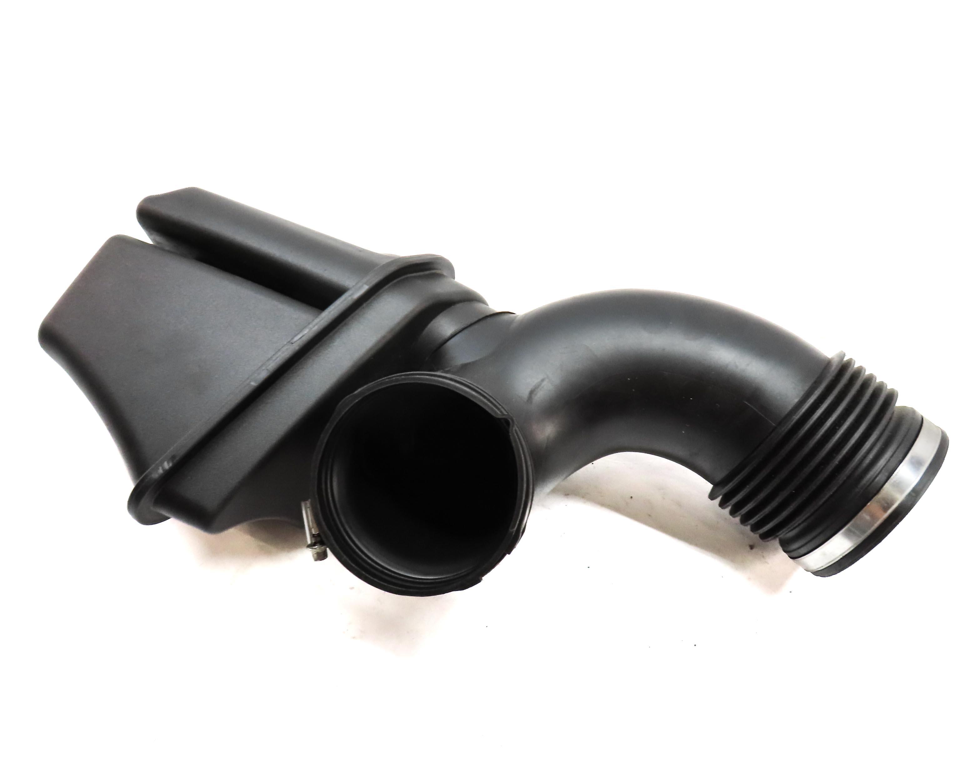 2006 BMW Z4 CONVERTIBLE ROADSTER E85 3.0L N52 ENGINE AIR INTAKE RESONATOR & PIPE — exact item pictured