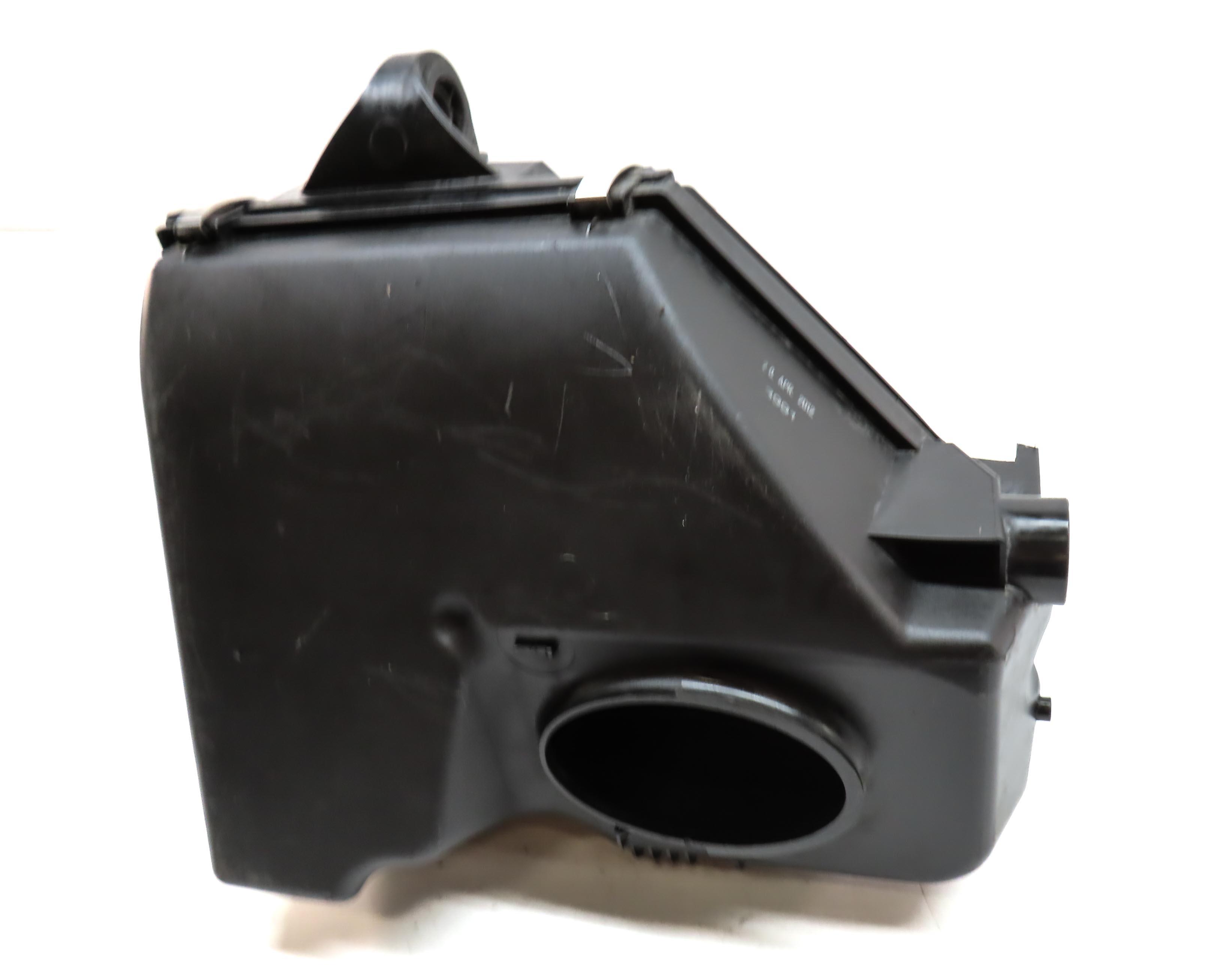 13-18 BMW X3 X4 (F25 F26) 2.0L N20 TURBO ENGINE - AIR FILTER HOUSING AIR CLEANER — exact item pictured