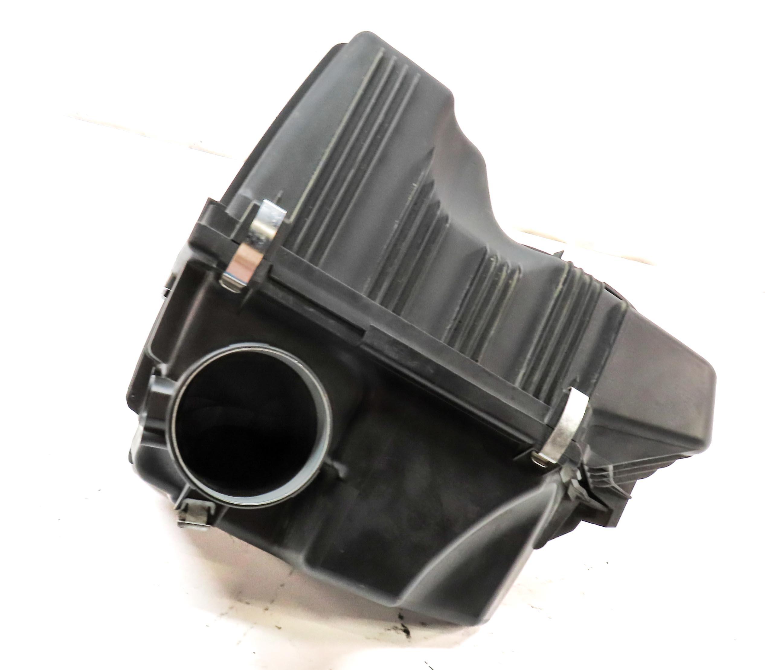 13-18 BMW X3 X4 (F25 F26) 2.0L N20 TURBO ENGINE - AIR FILTER HOUSING AIR CLEANER — exact item pictured