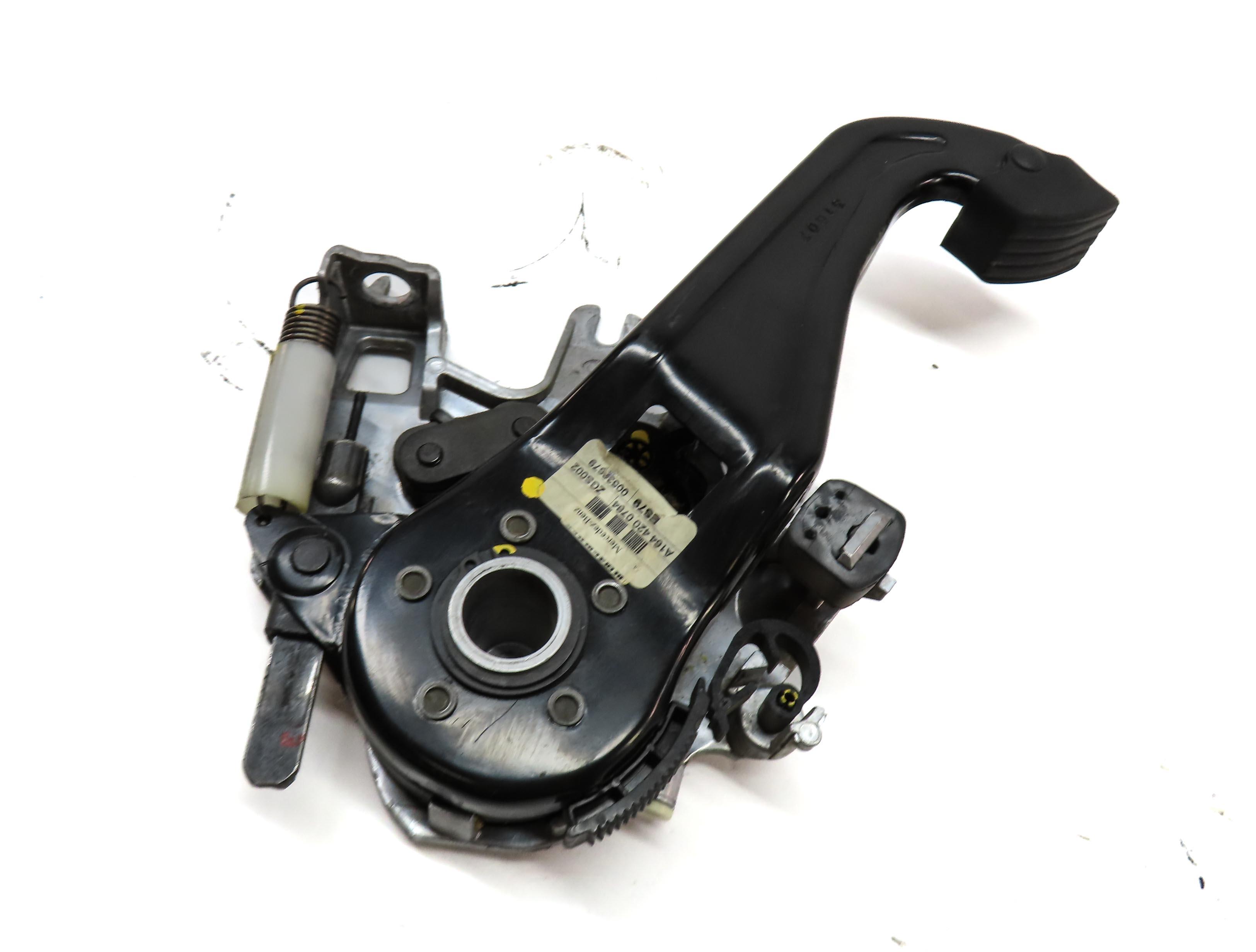 2008 MERCEDES GL320 (X164) EMERGENCY PARKING BRAKE PEDAL ASSEMBLY — exact item pictured