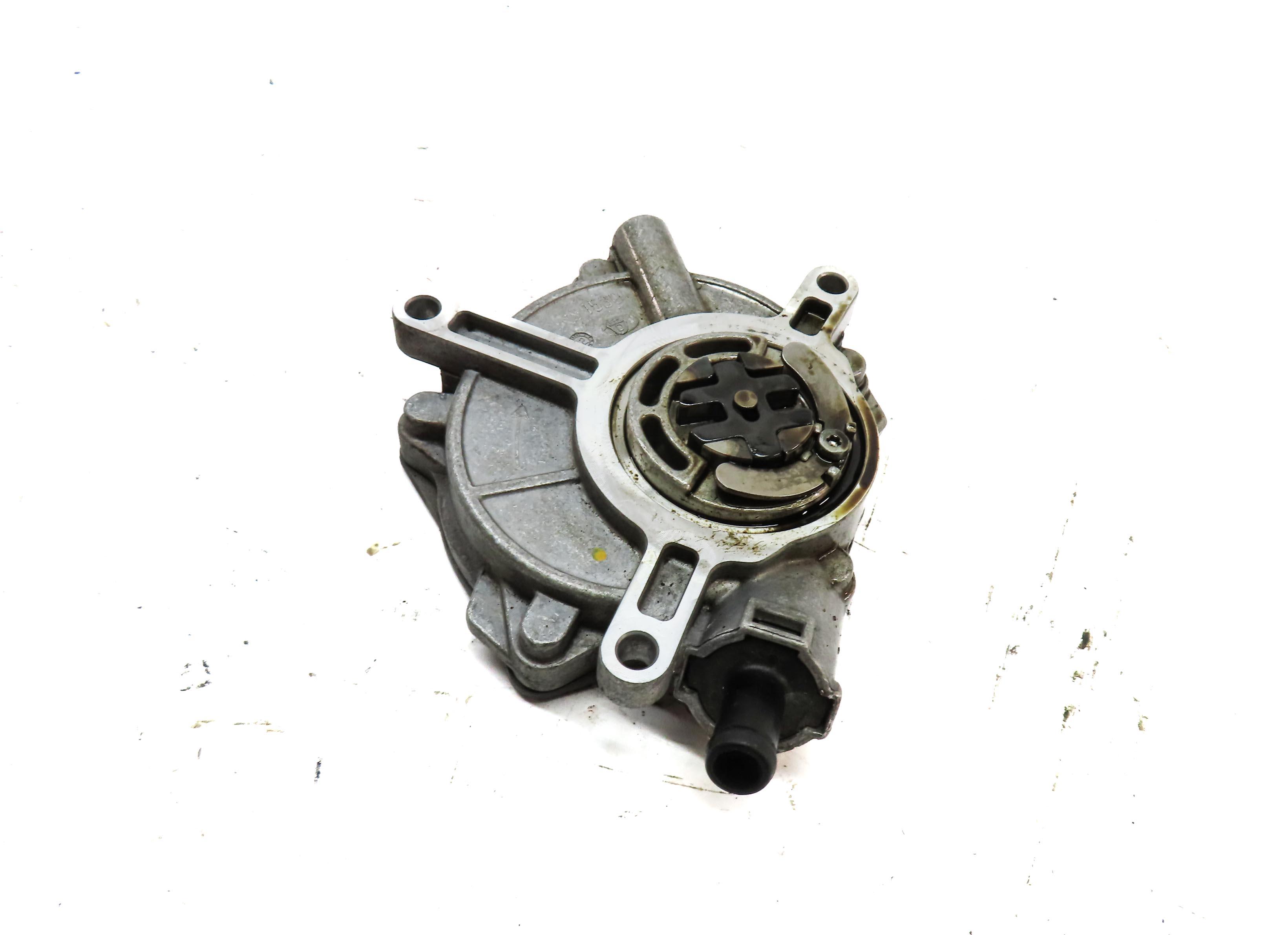 2013 AUDI A8 (D4 4H) 4.0L CEUA ENGINE BRAKE BOOSTER VACUUM PUMP 07L145100F — exact item pictured