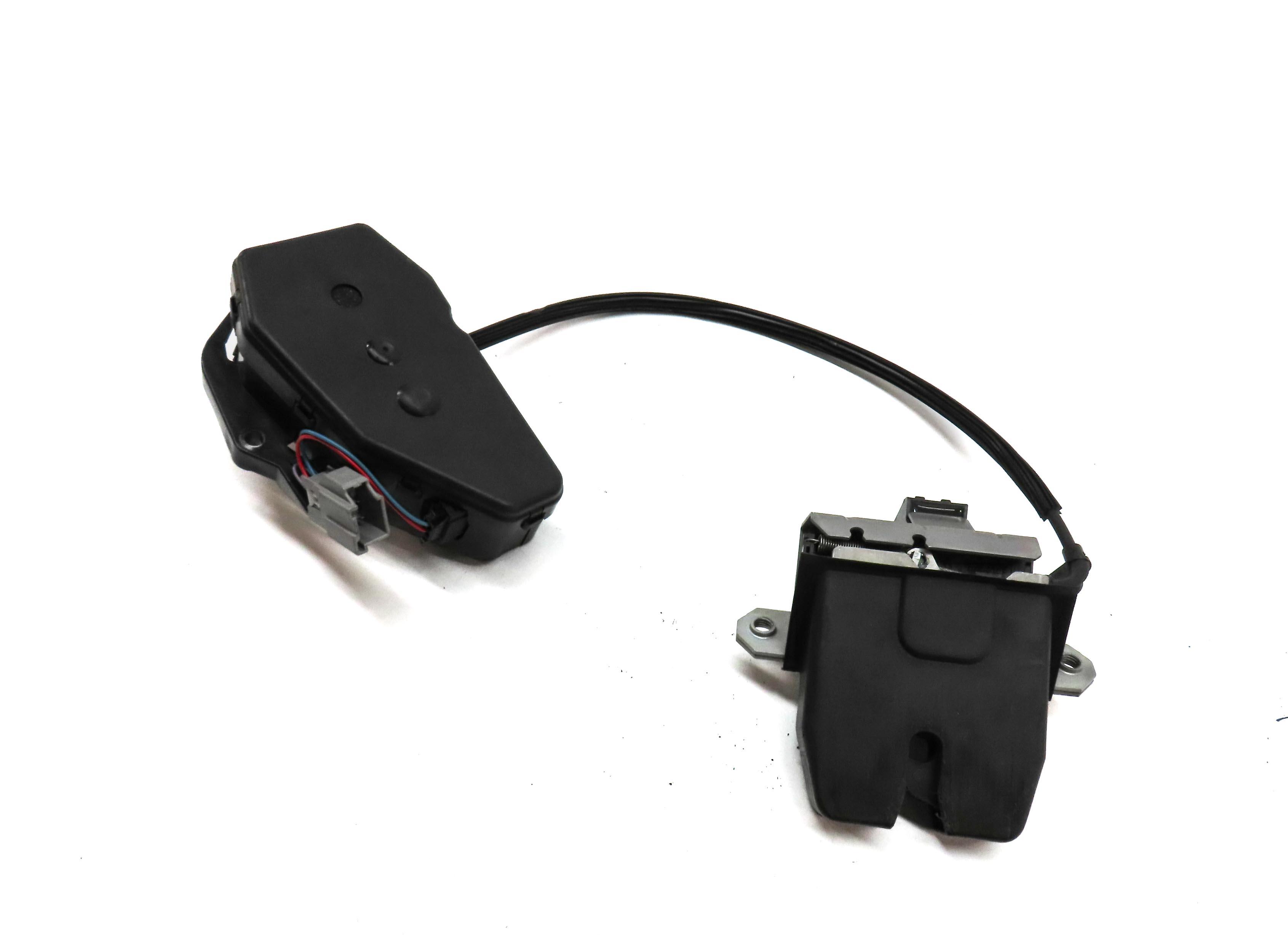 2012 RANGE ROVER EVOQUE (L538) REAR TRUNK LOCK LATCH ACTUATOR — exact item pictured