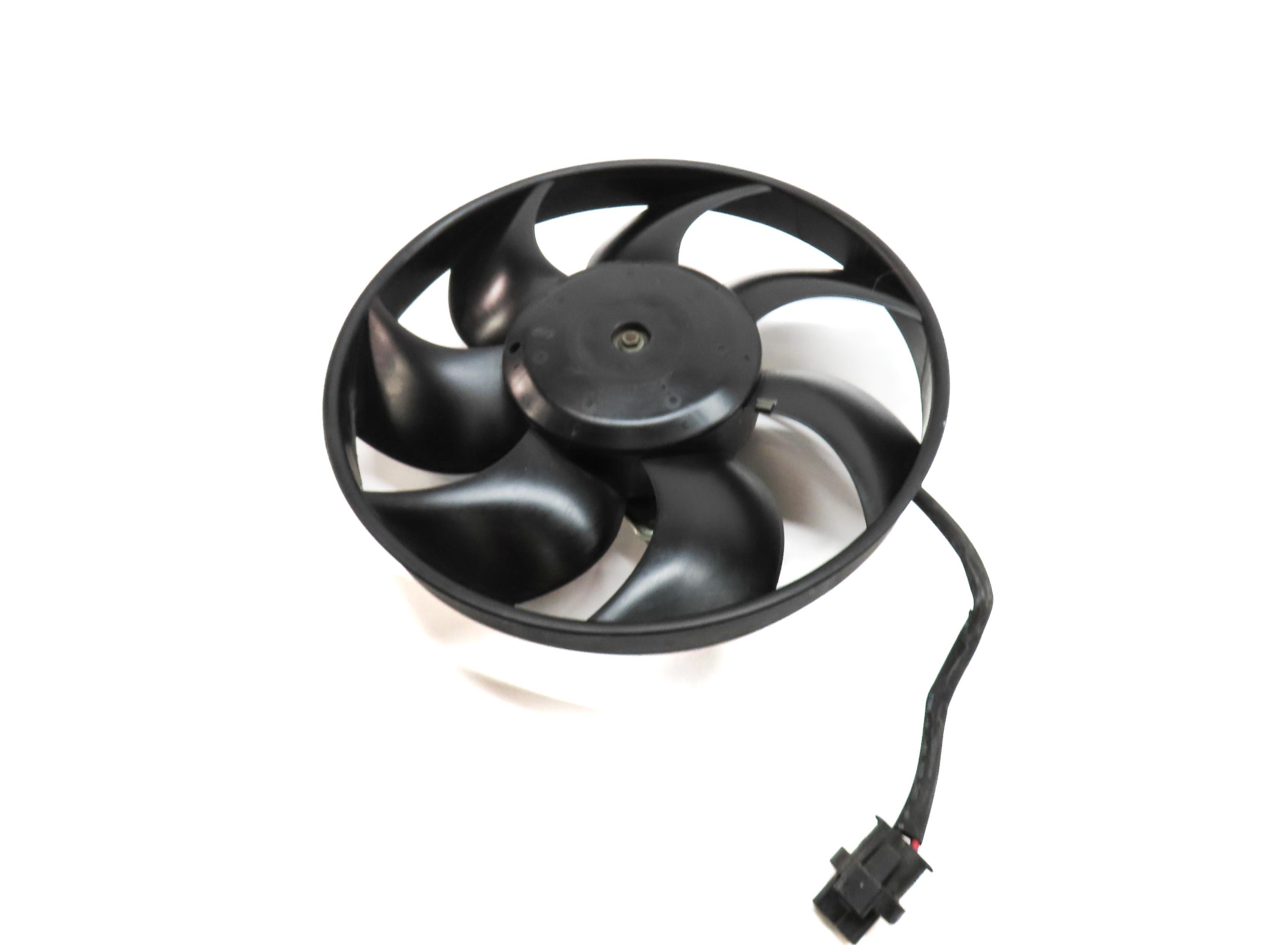 12-17 LR2 DISCOVERY SPORT RANGE ROVER EVOQUE (L538 L550) SMALL COOLING FAN — exact item pictured