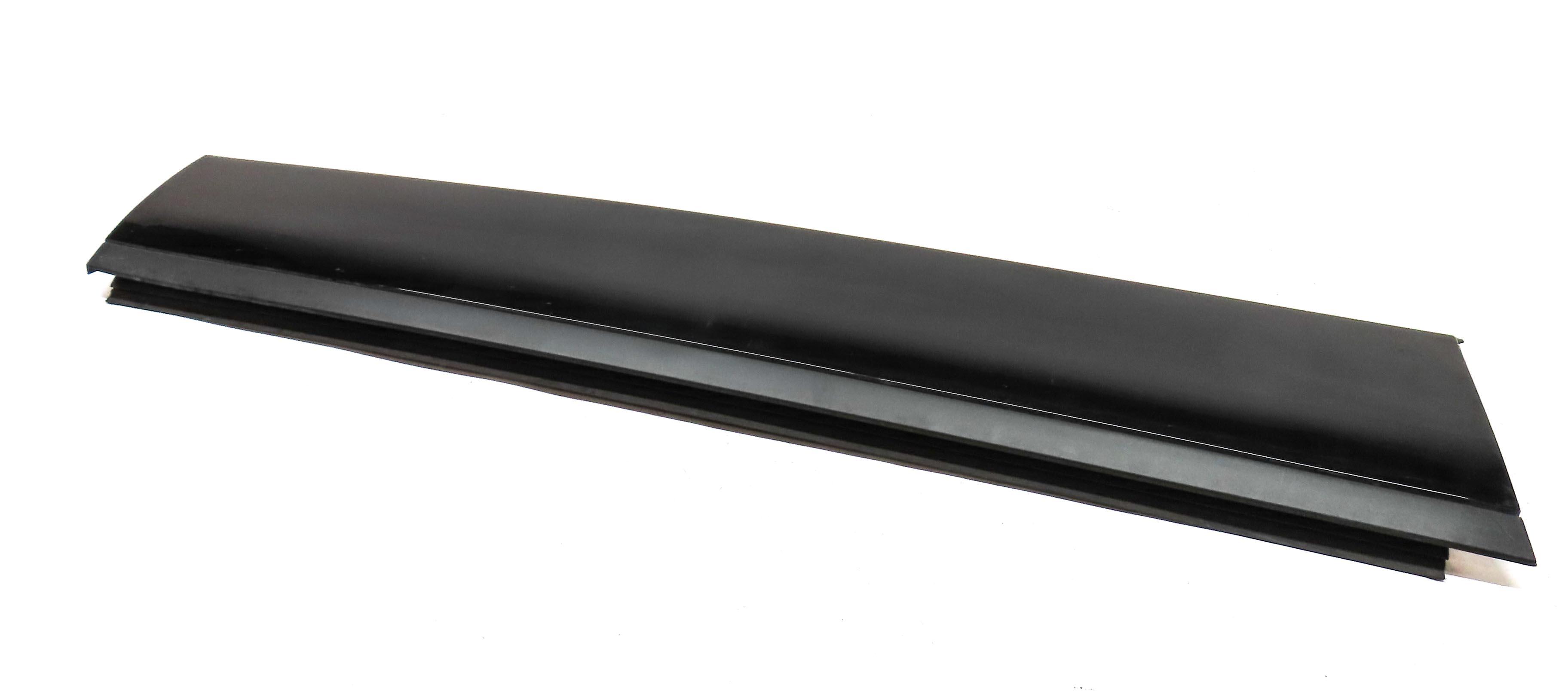 2012 RANGE ROVER EVOQUE (L538) FRONT LEFT DRIVER DOOR MOULDING RUNNER TRIM BLACK — exact item pictured