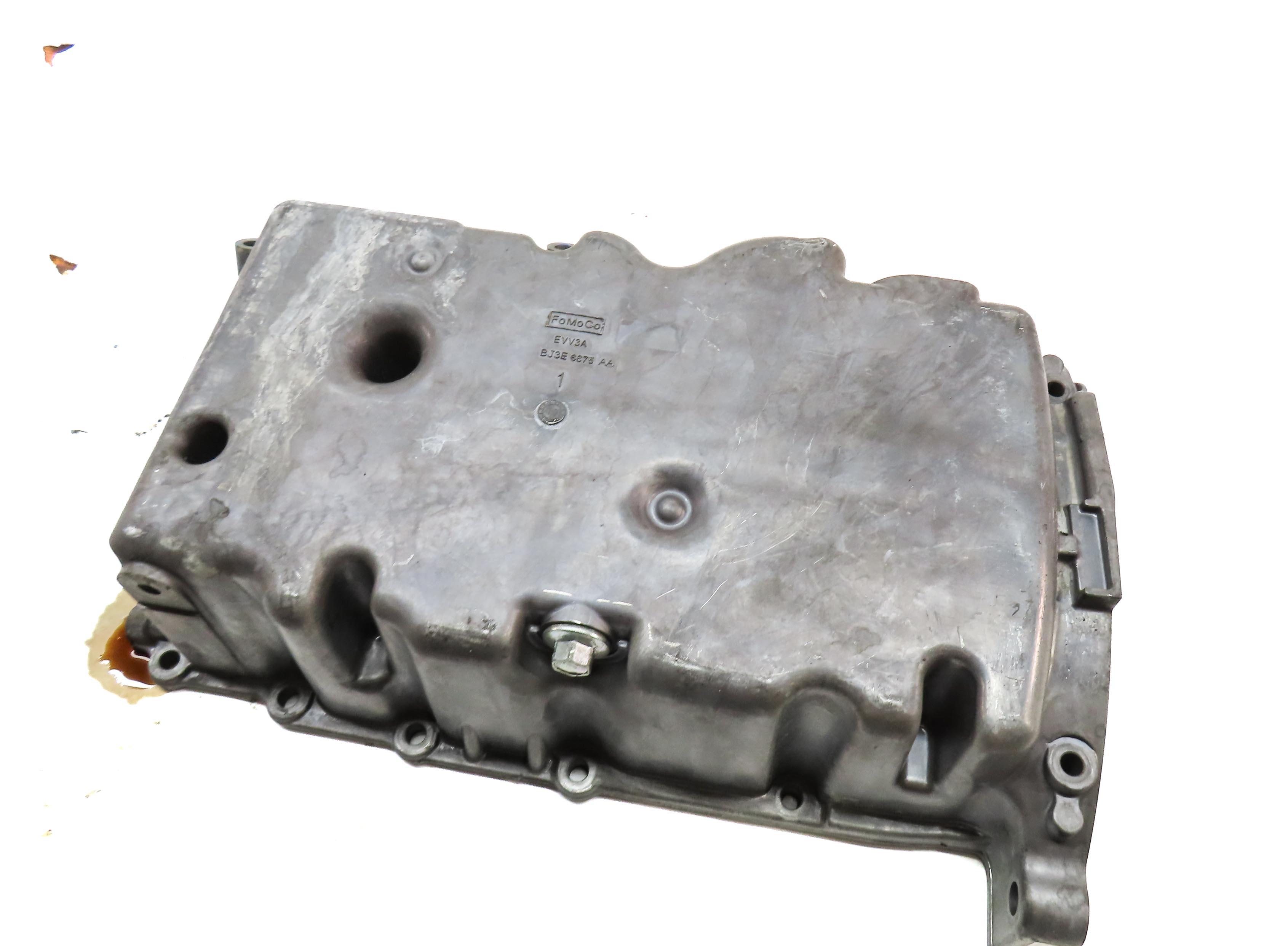 2012-2017 DISCOVERY SPORT LR2 RANGE ROVER EVOQUE (L538 L550) 2.0L ENGINE OIL PAN — exact item pictured