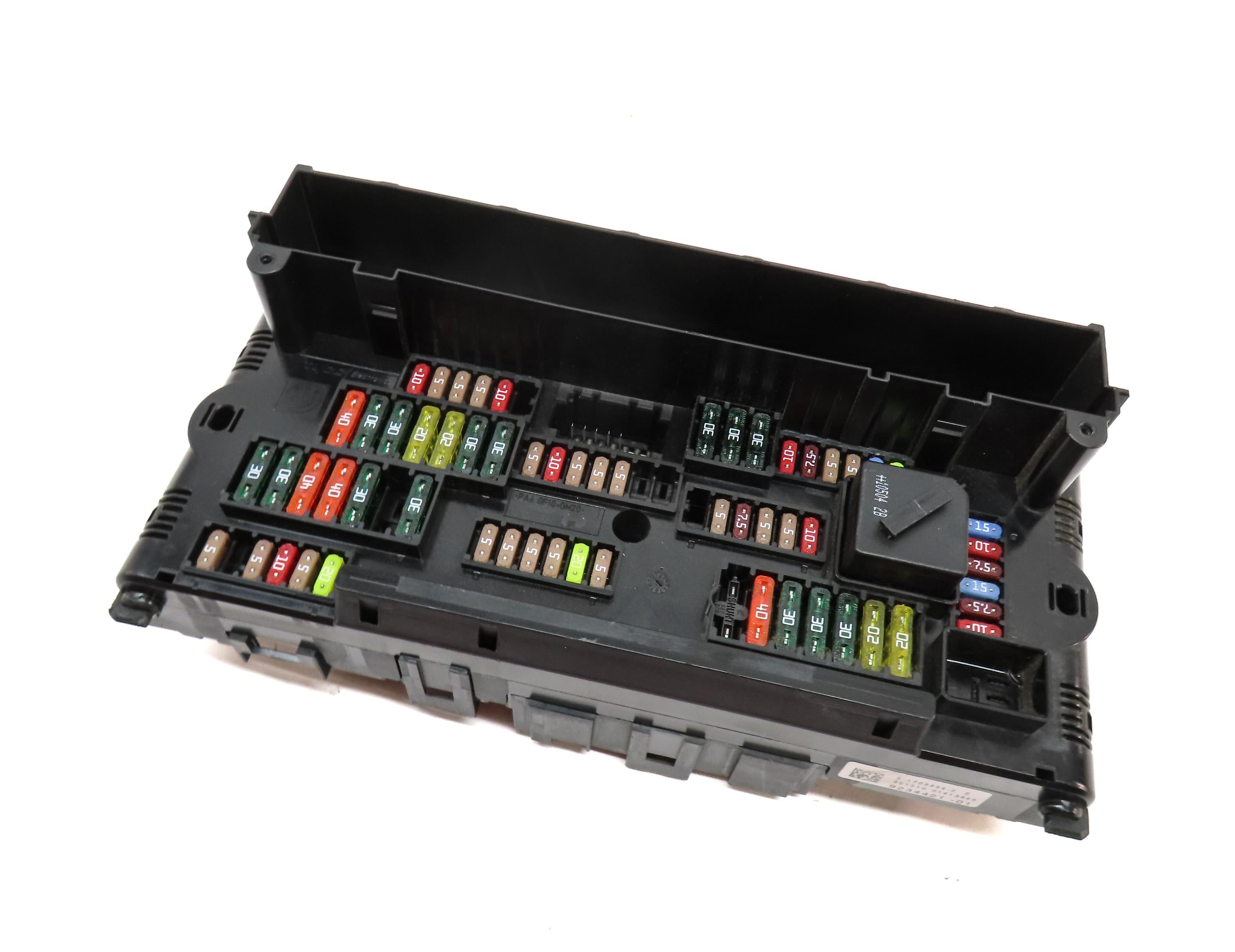 2011 BMW 750i (F01) FRONT POWER DISTRIBUTION RELAY FUSE BOX 61149234421 — exact item pictured
