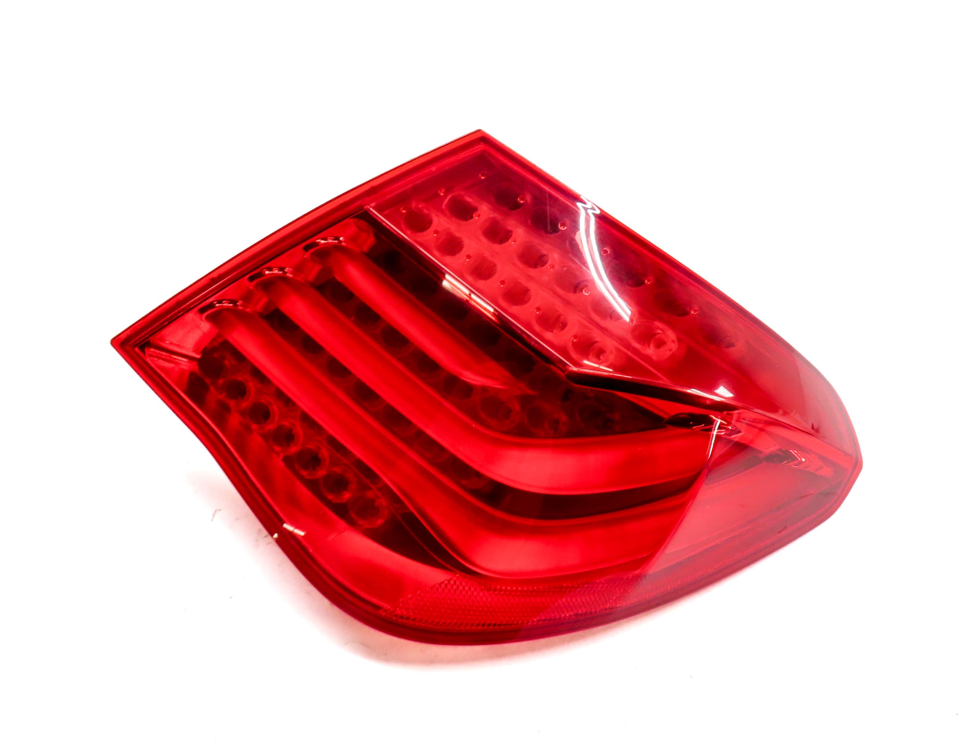 09-12 BMW 7 SERIES (F01) RIGHT PASSENGER REAR OUTER TAILLIGHT BRAKE LIGHT LAMP — exact item pictured
