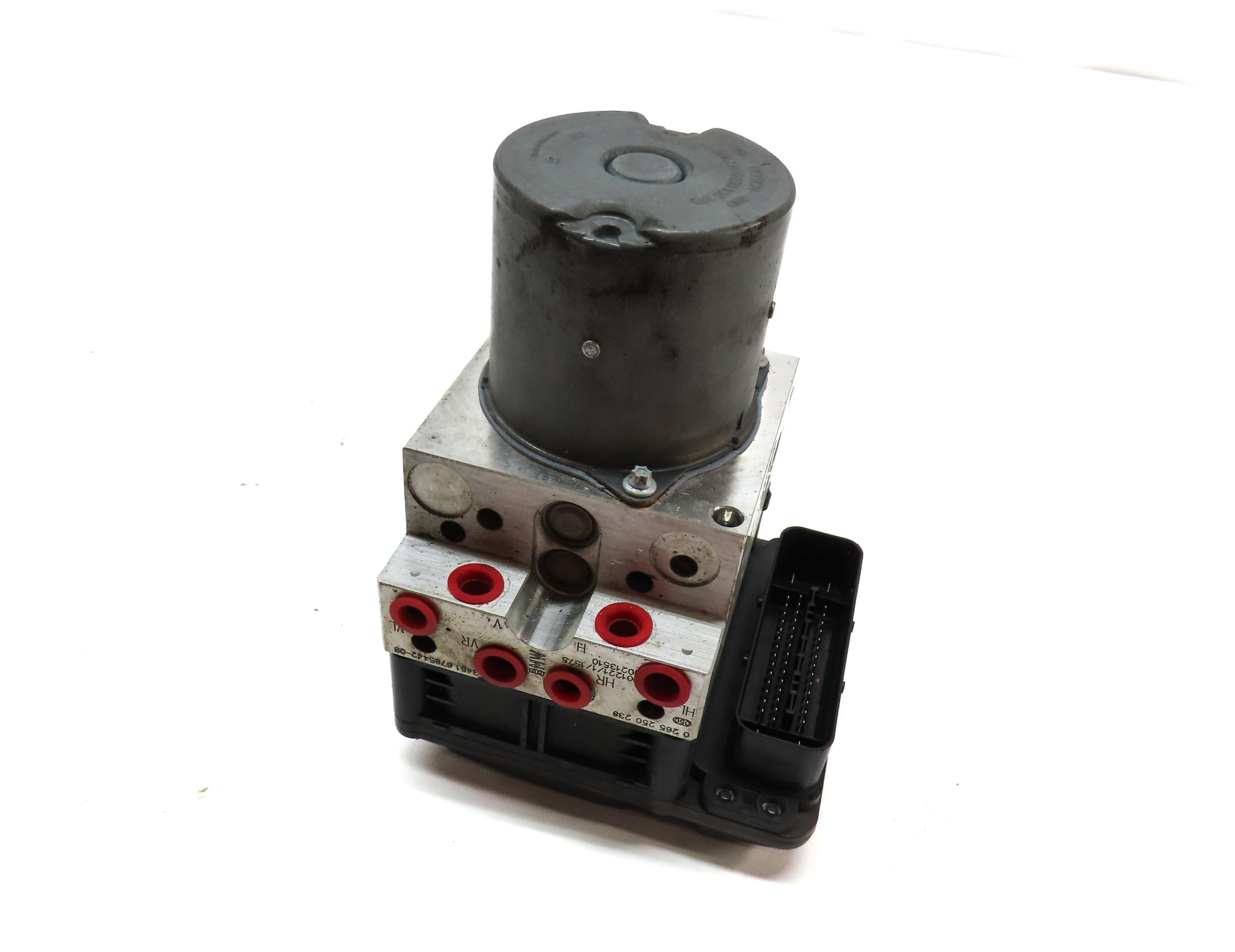 2010-2013 BMW 535iGT 550iGT 750i B7 (F01 F02 F07) AWD X-DRIVE DXC ABS BRAKE PUMP — exact item pictured