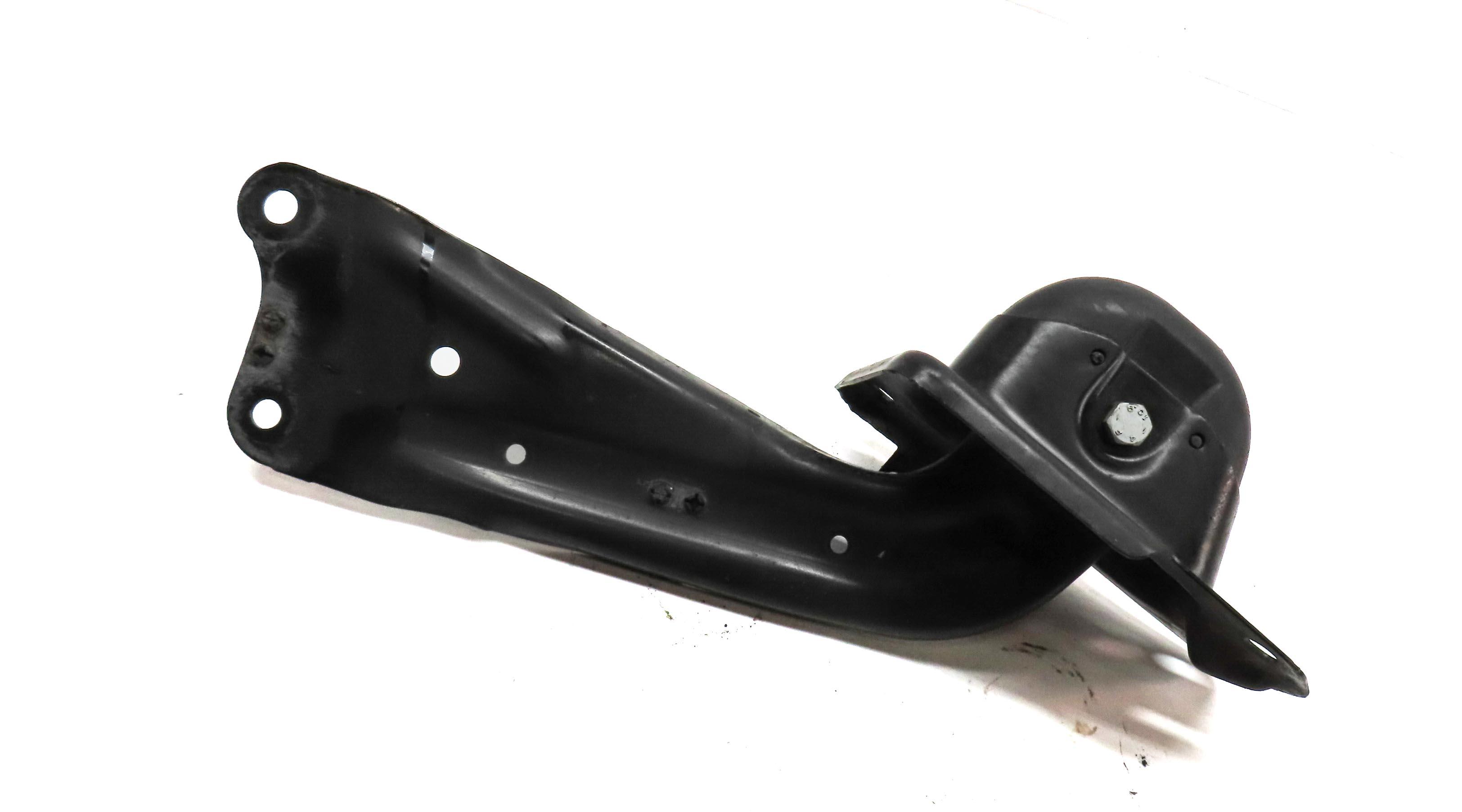 2015-2019 AUDI VW GOLF / A3 S3 RS3 TT (8V MK3) RIGHT PASSENGER REAR TRAILING ARM — exact item pictured