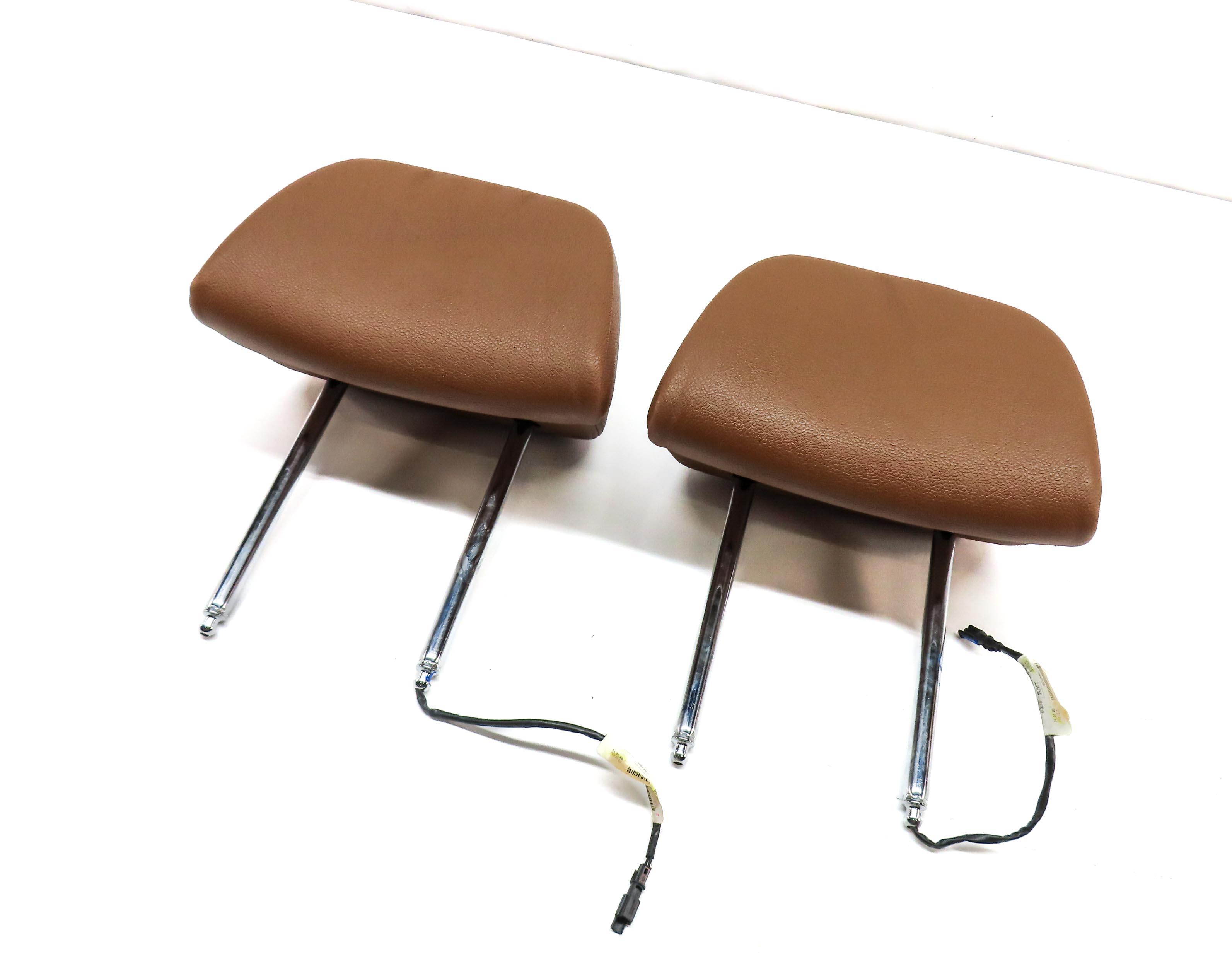 08-11 BMW X5 X6 E70 E71 BMW X6 FRONT LEFT & RIGHT HEADREST SET 2 (BROWN LEATHER) — exact item pictured