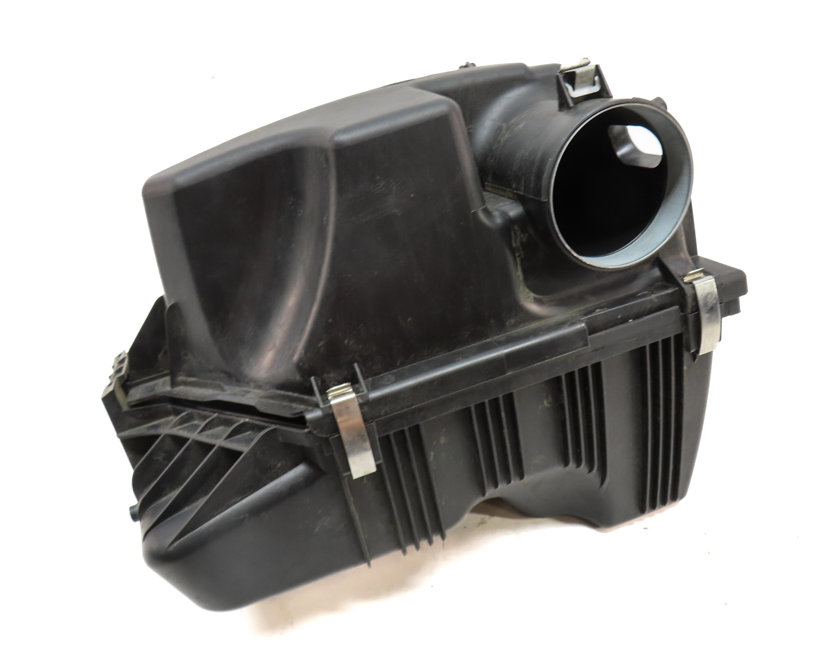 13-18 BMW X3 X4 (F25 F26) 2.0L N20 TURBO ENGINE - AIR FILTER HOUSING AIR CLEANER — exact item pictured