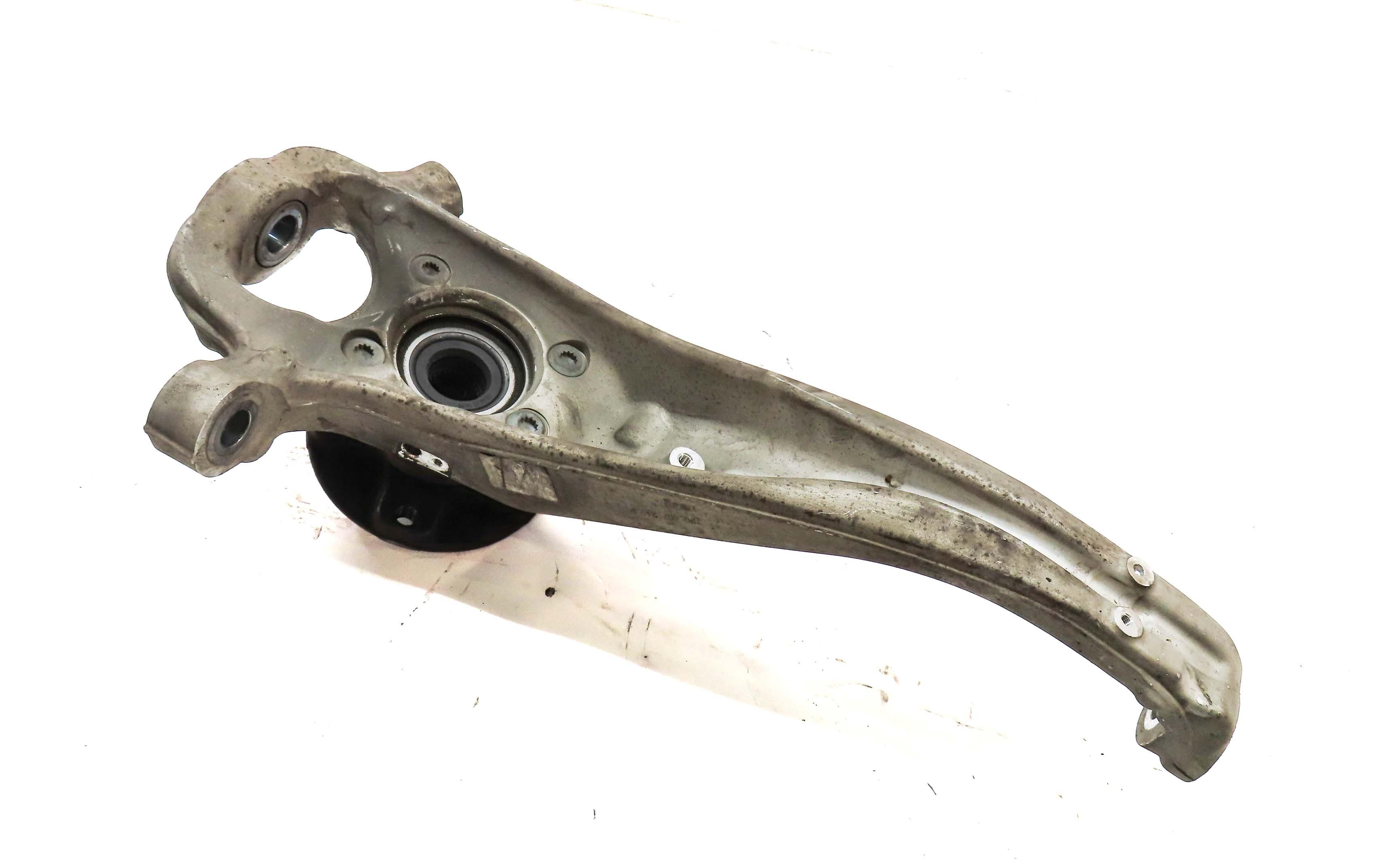 2011-2018 PORSCHE CAYENNE (958) RIGHT FRONT PASSENGER SPINDLE KNUCKLE HUB — exact item pictured